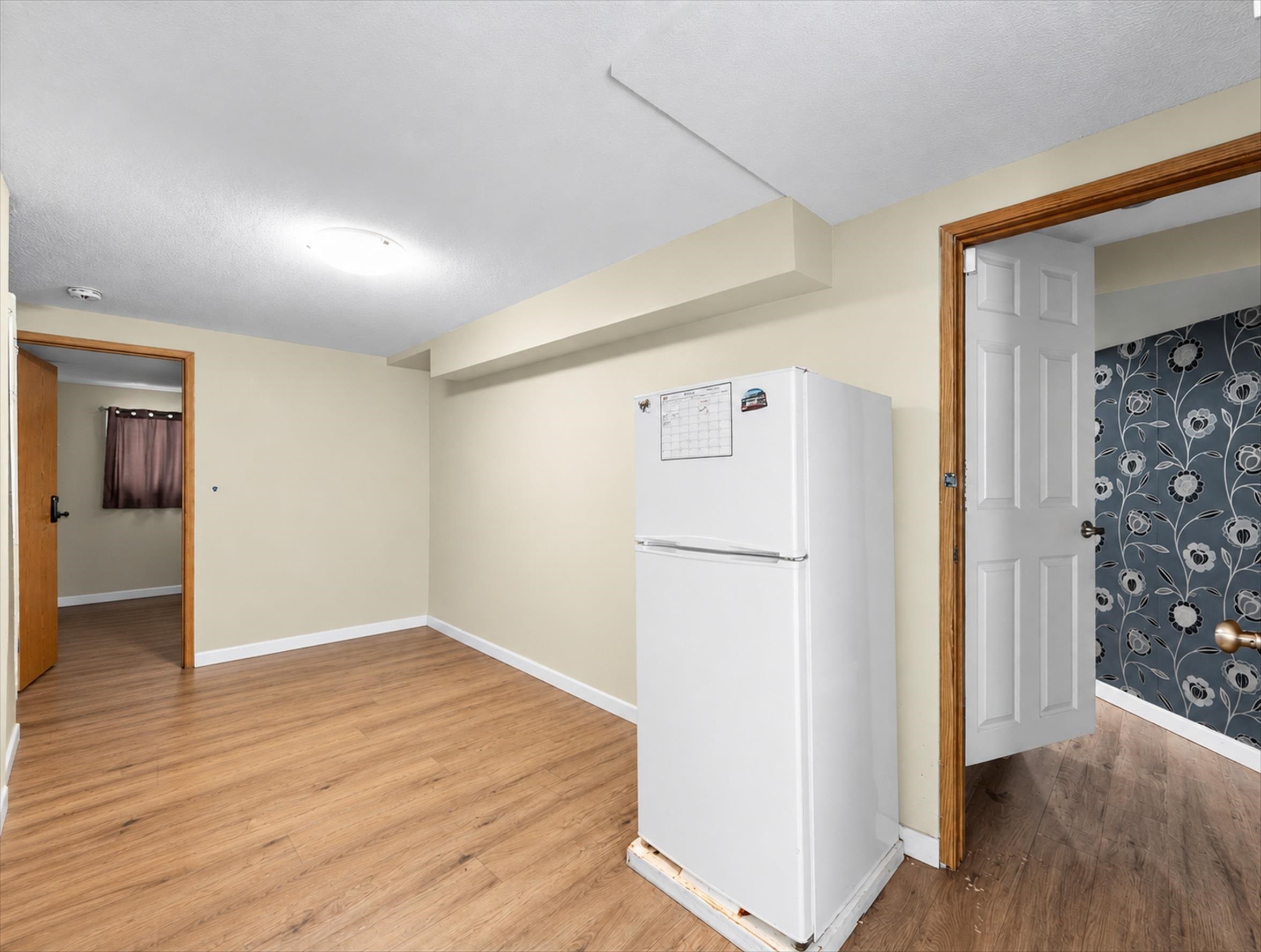 6654 Linden Avenue, Burnaby, BC