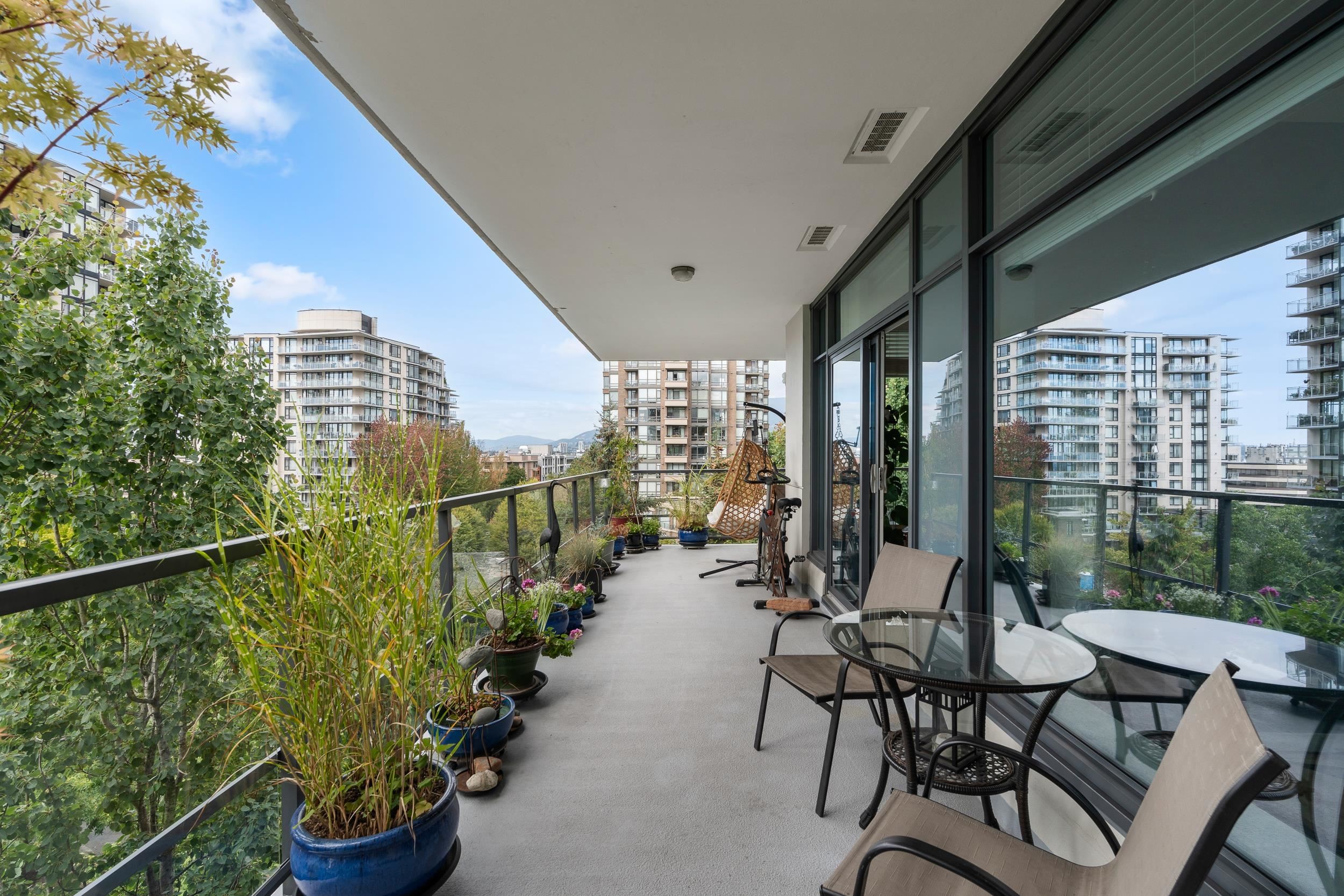 308-135 2Nd Street W, North Vancouver, BC