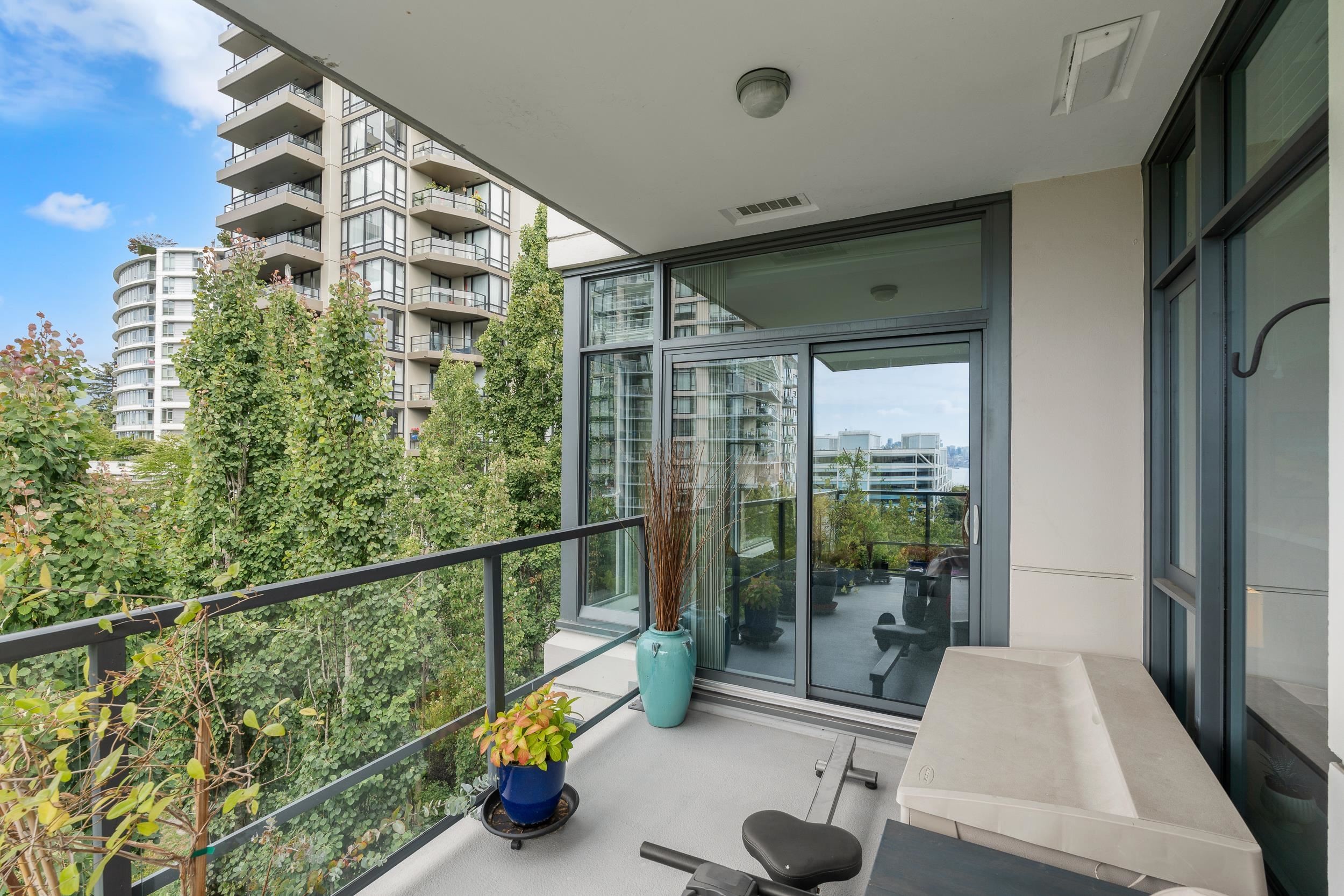 308-135 2Nd Street W, North Vancouver, BC