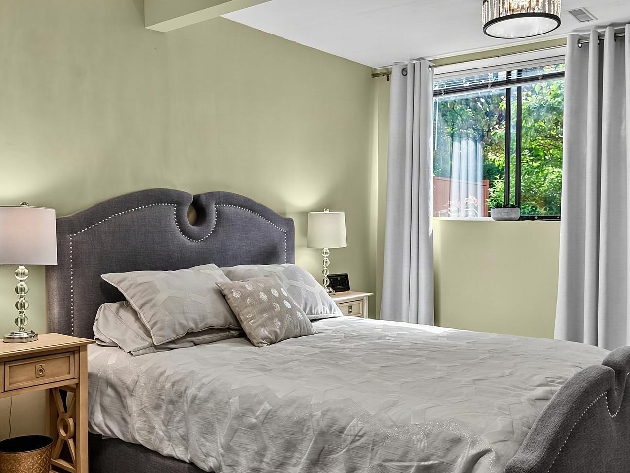 295 W 17Th Avenue, Vancouver, BC