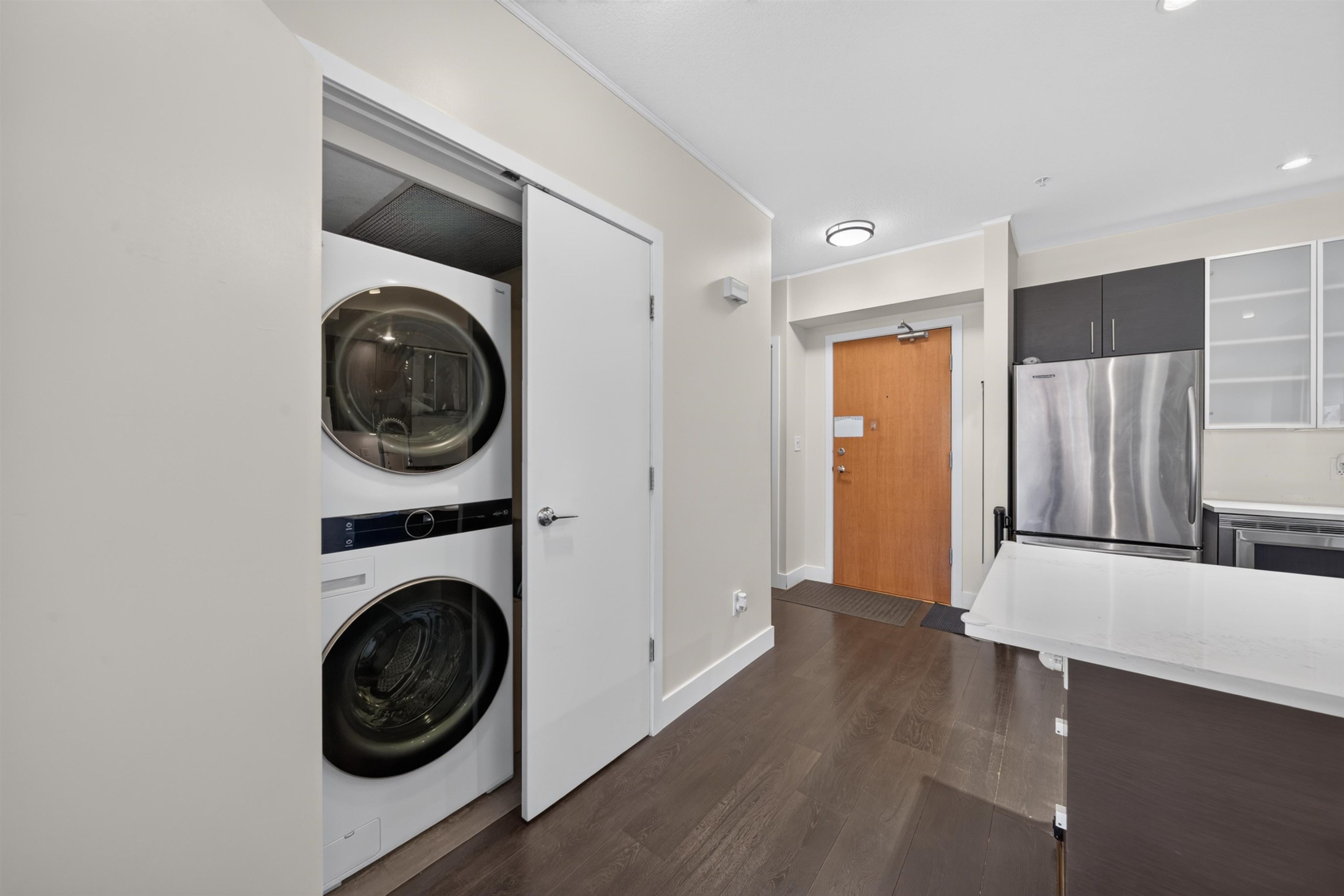 207-14300 Riverport Way, Richmond, BC