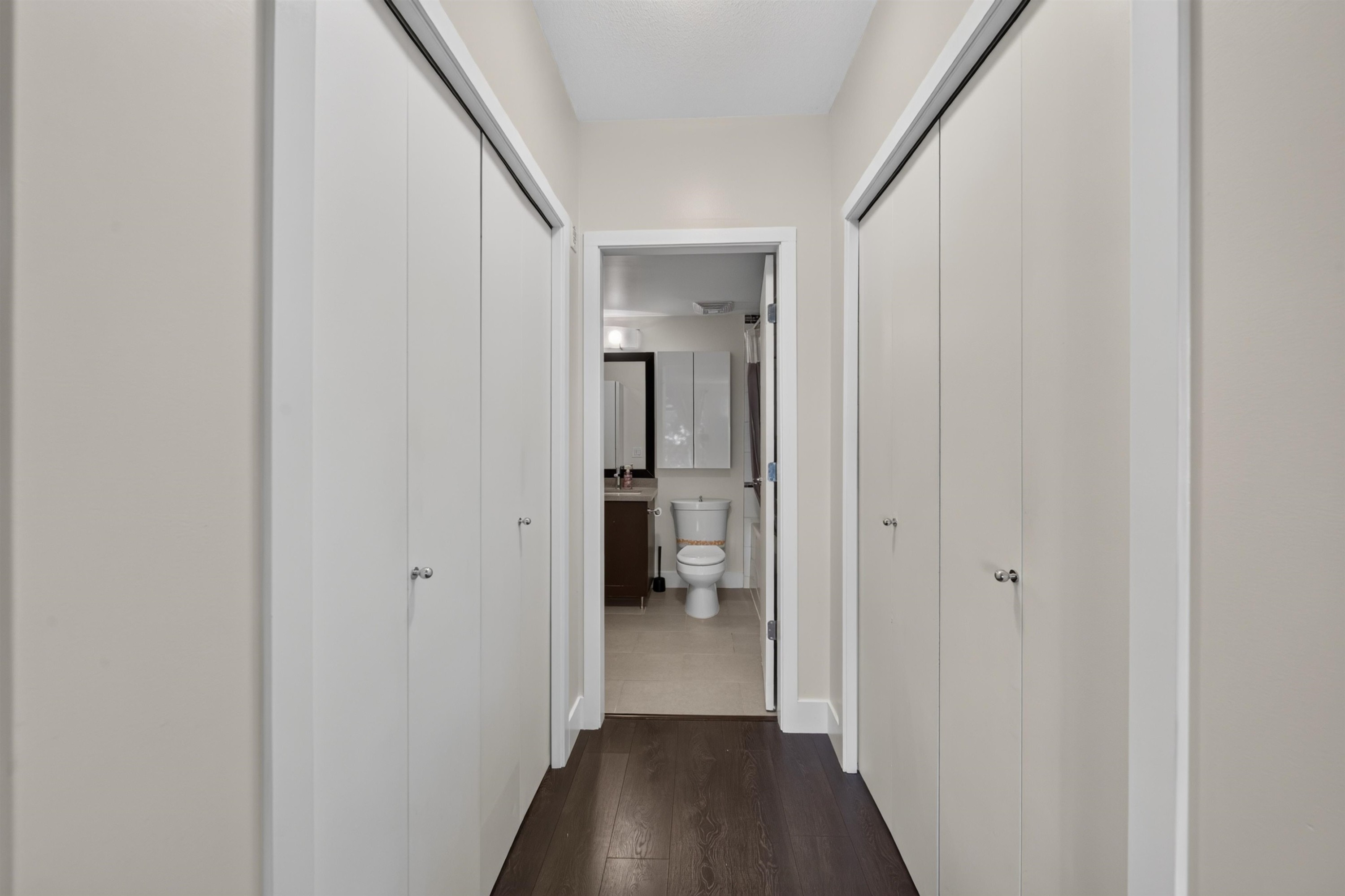 207-14300 Riverport Way, Richmond, BC