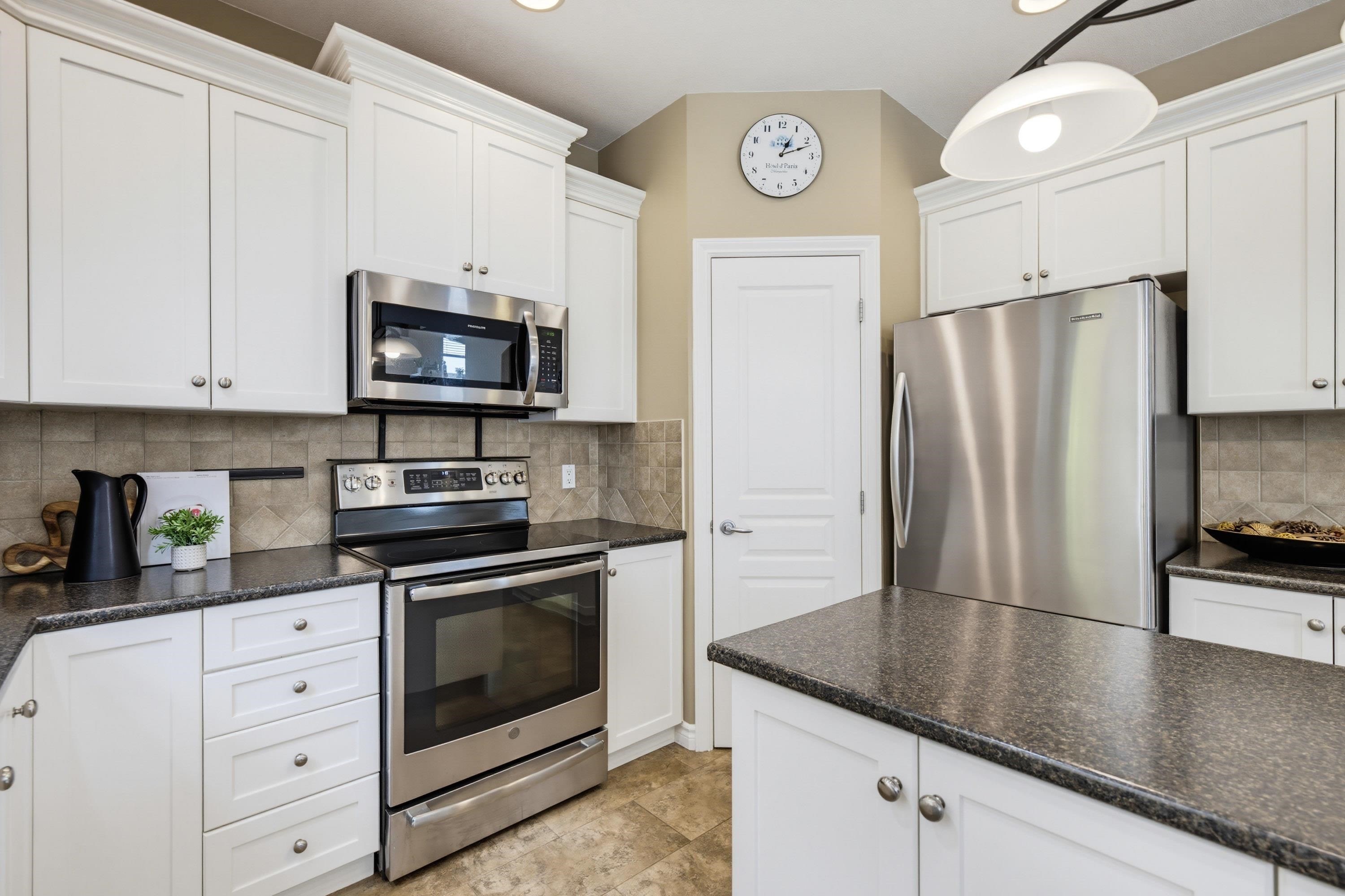 24070 Hill Avenue, Maple Ridge, BC