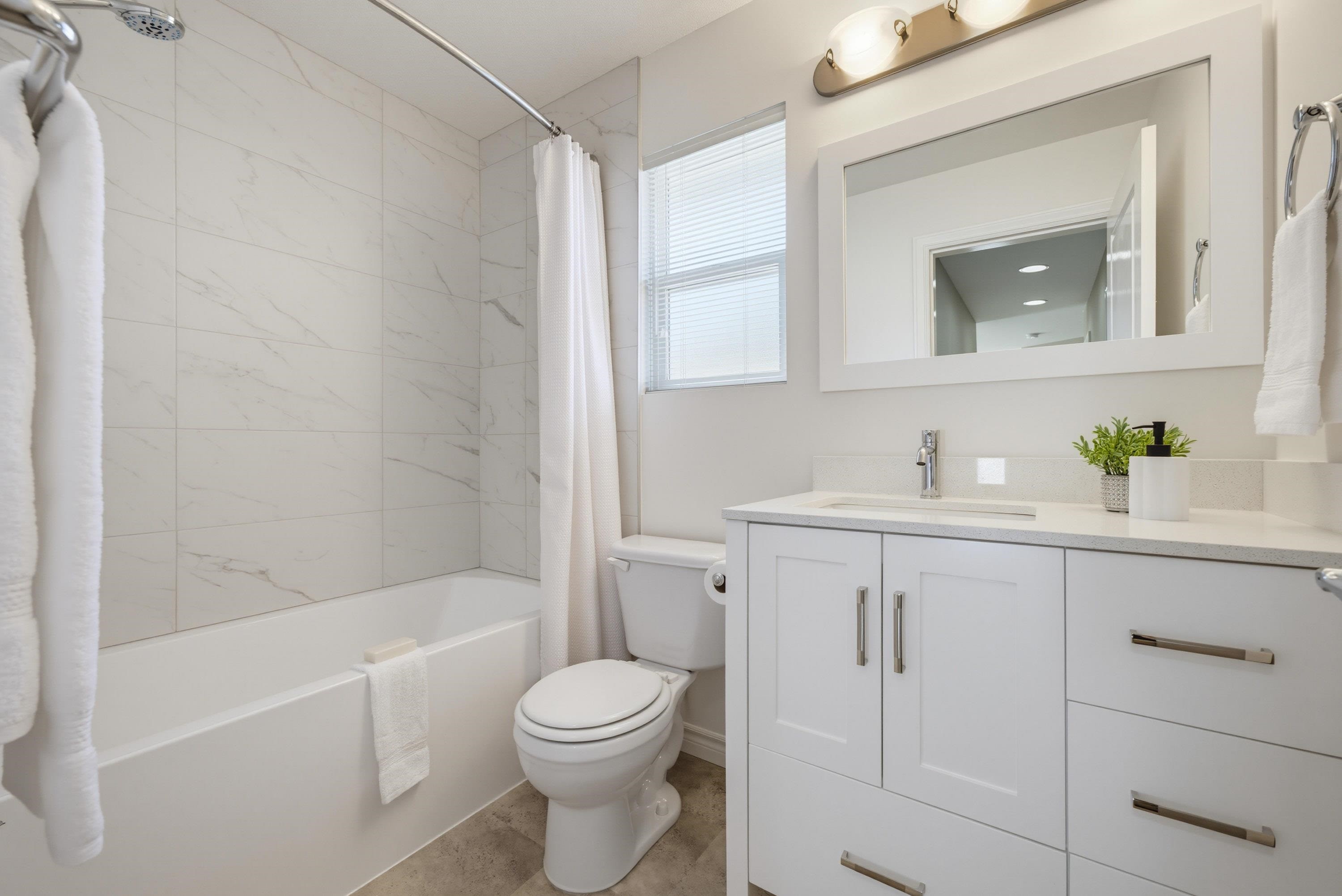 24070 Hill Avenue, Maple Ridge, BC