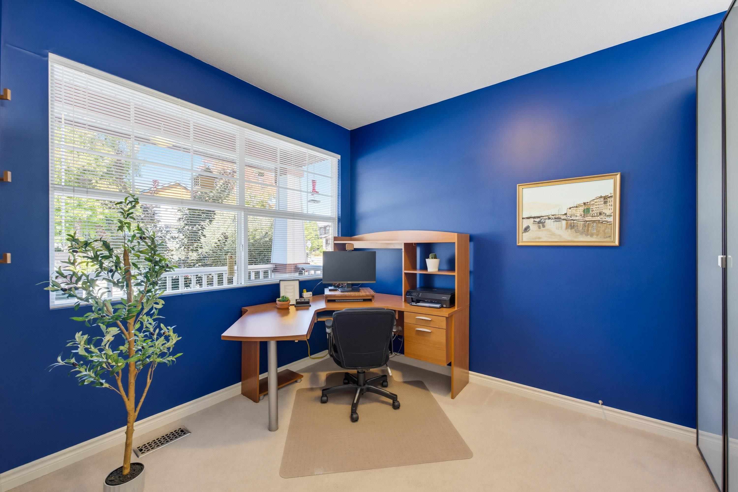 24070 Hill Avenue, Maple Ridge, BC