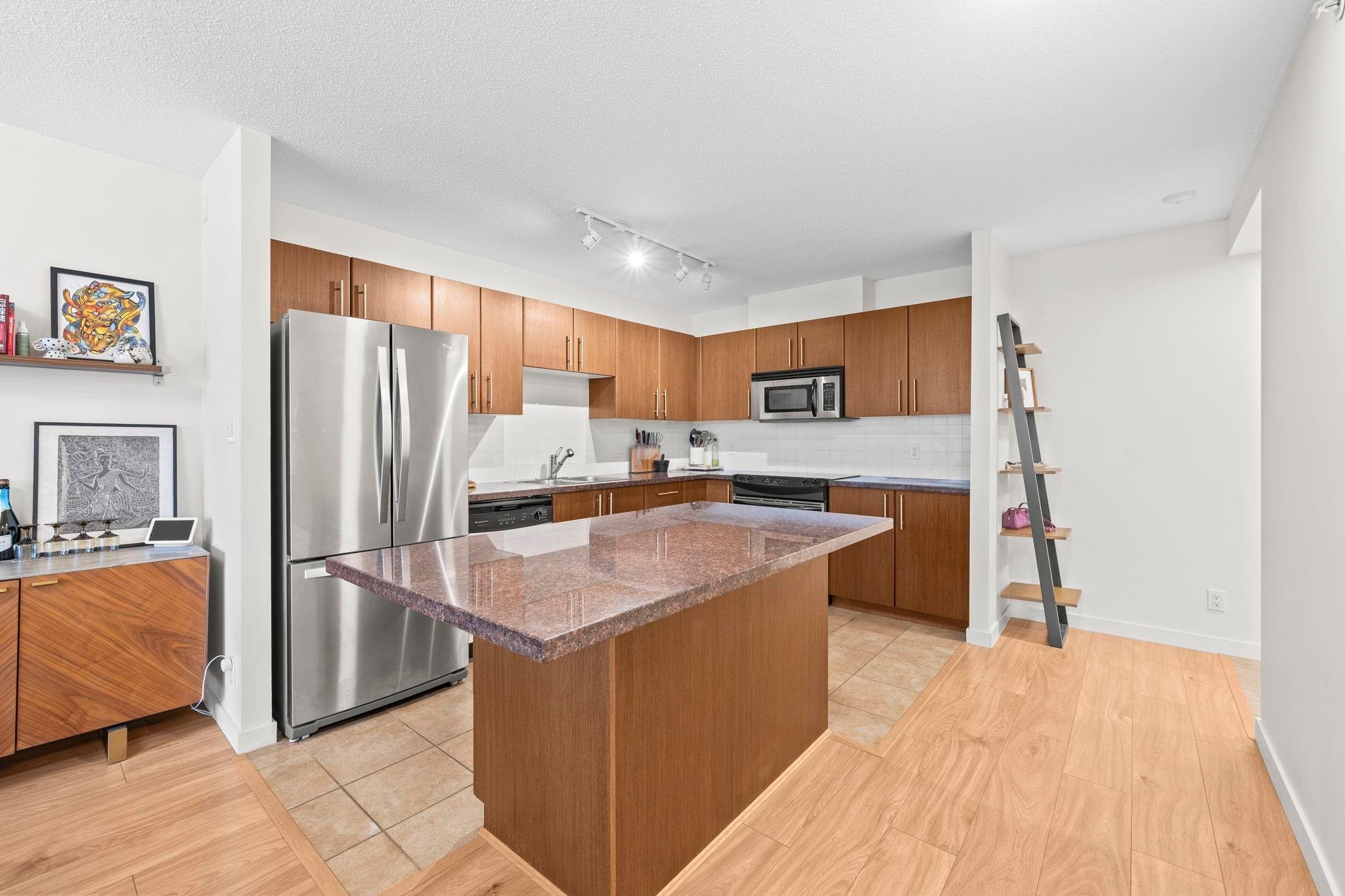 1007-2088 Madison Avenue, Burnaby, BC