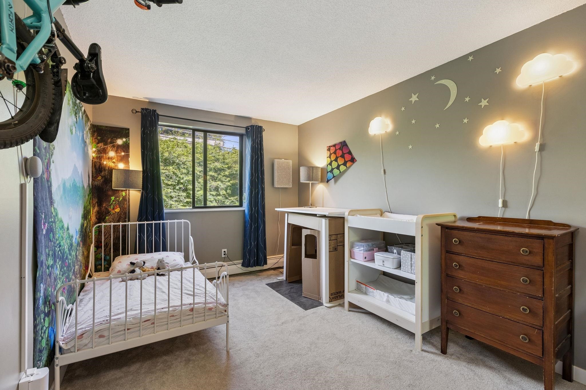 209-310 3Rd Street E, North Vancouver, BC