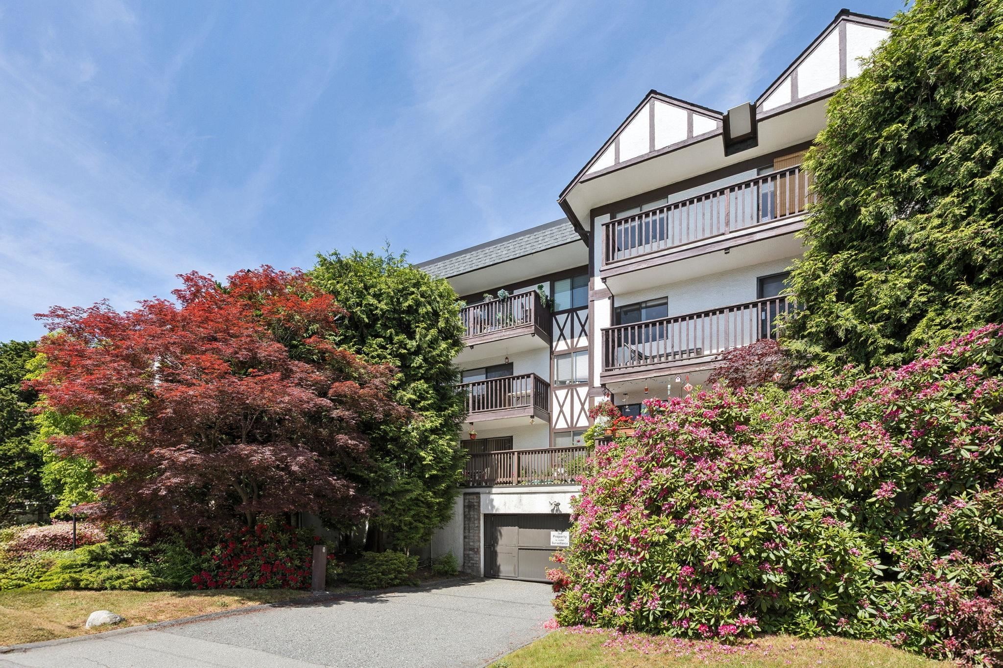 209-310 3Rd Street E, North Vancouver, BC