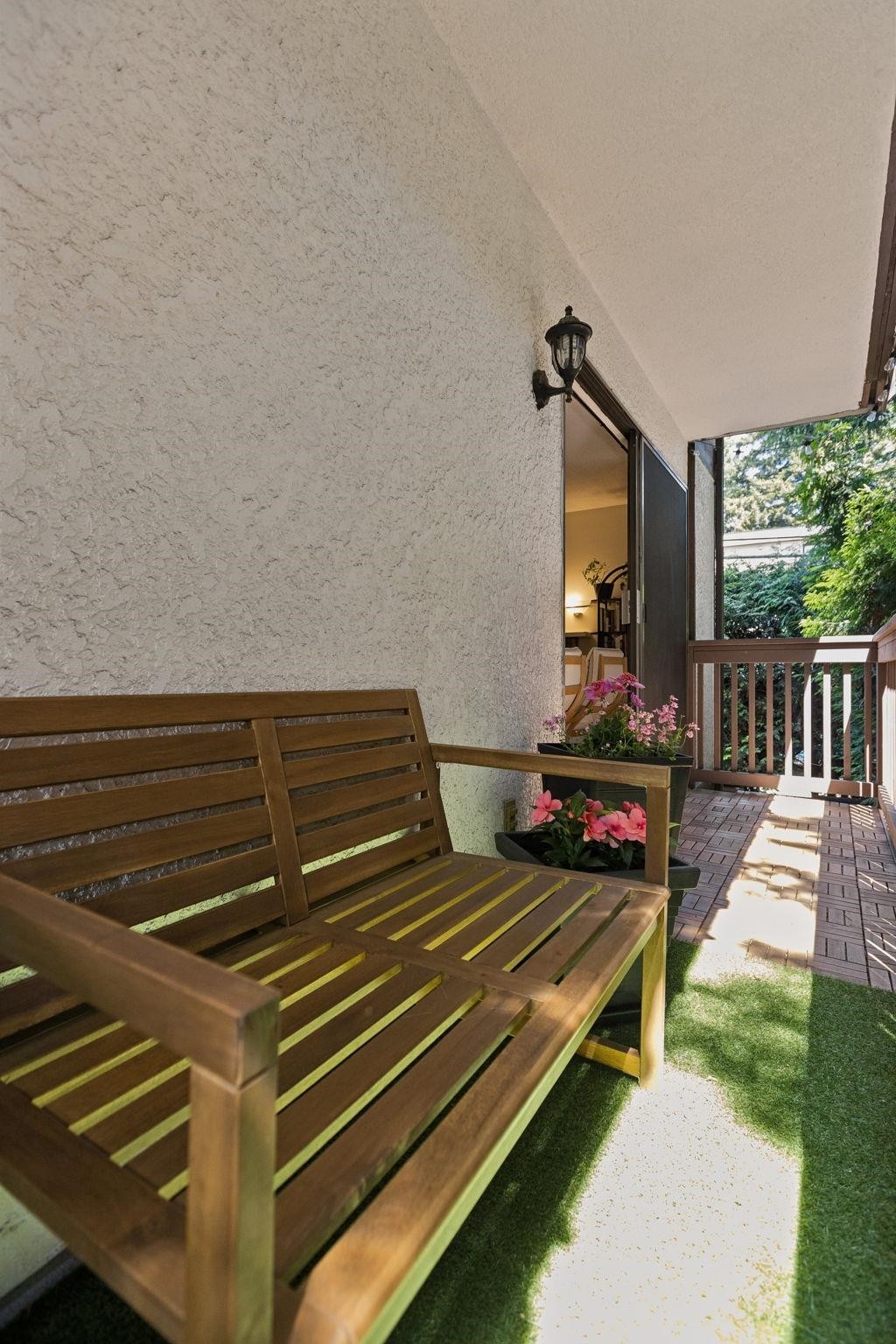 209-310 3Rd Street E, North Vancouver, BC