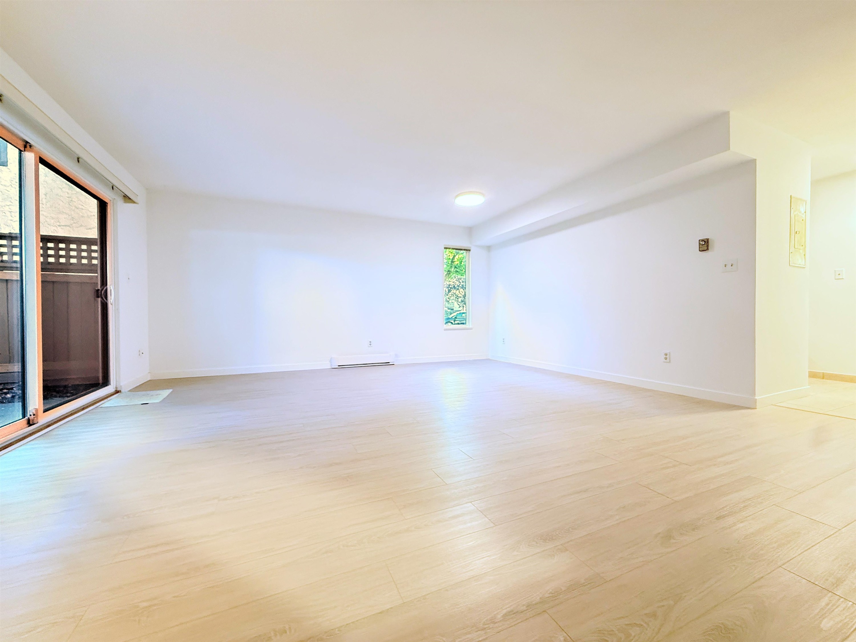 19-6100 Tiffany Boulevard, Richmond, BC