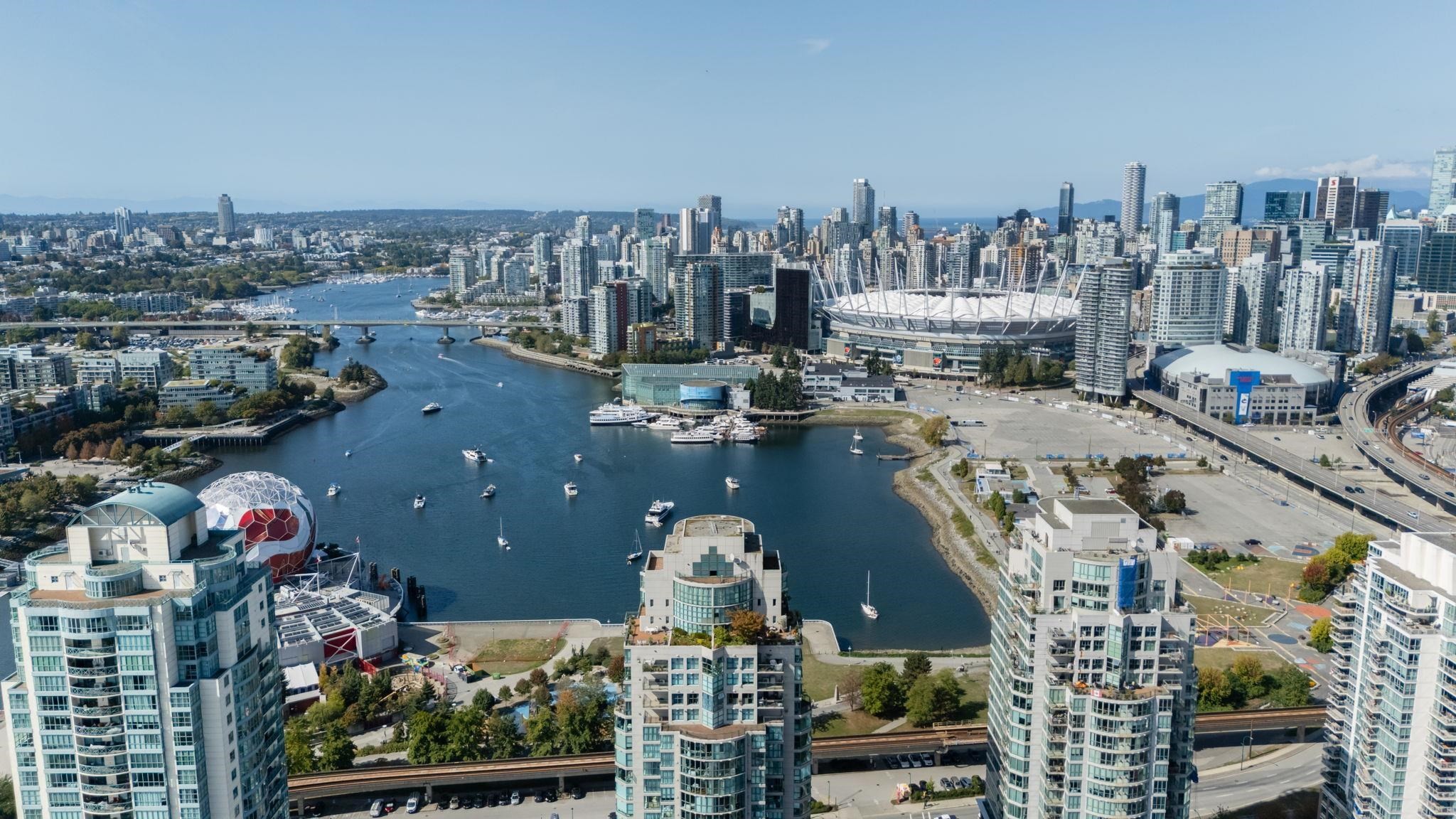 1603-1128 Quebec Street, Vancouver, BC