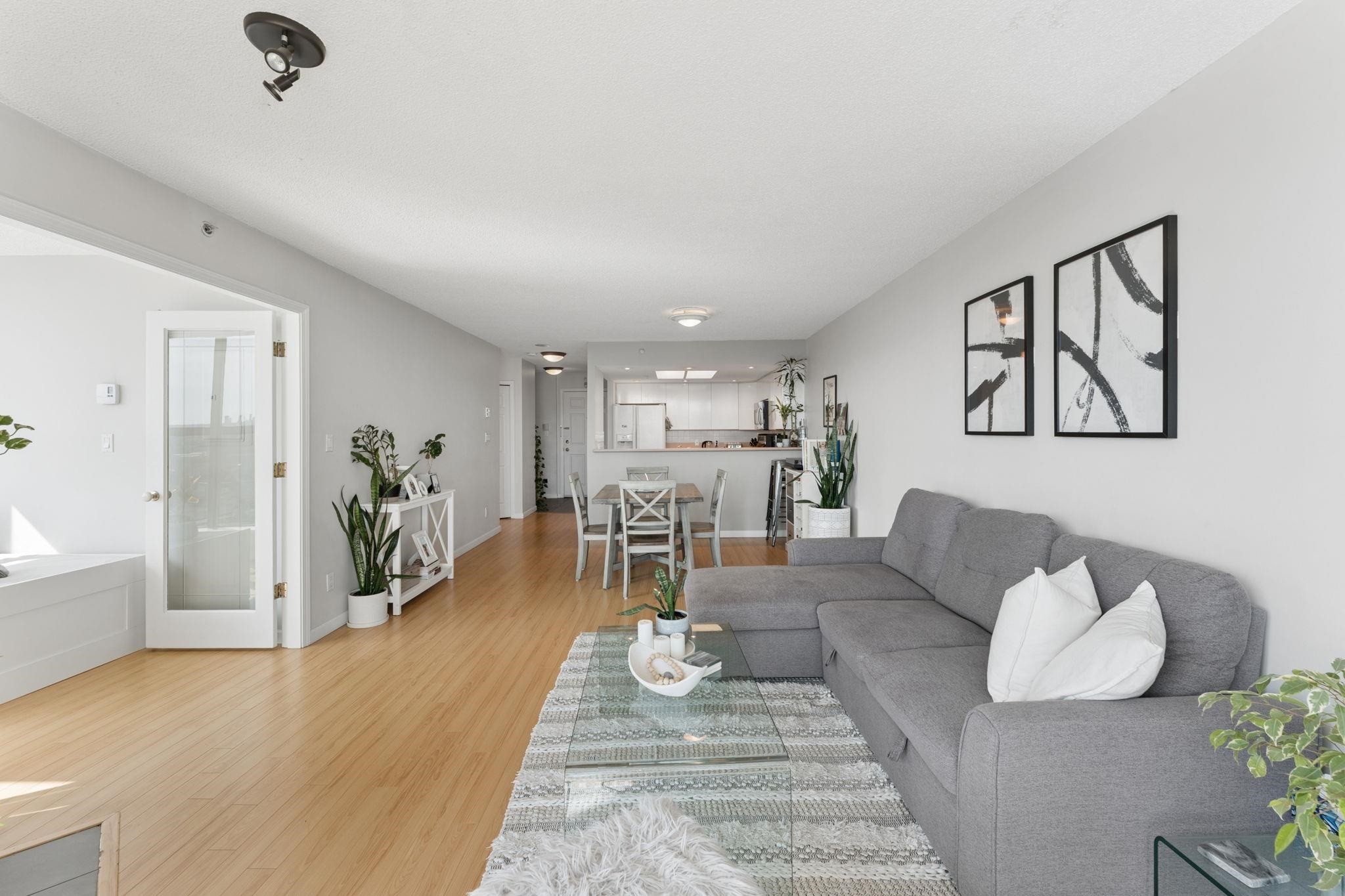 1603-1128 Quebec Street, Vancouver, BC