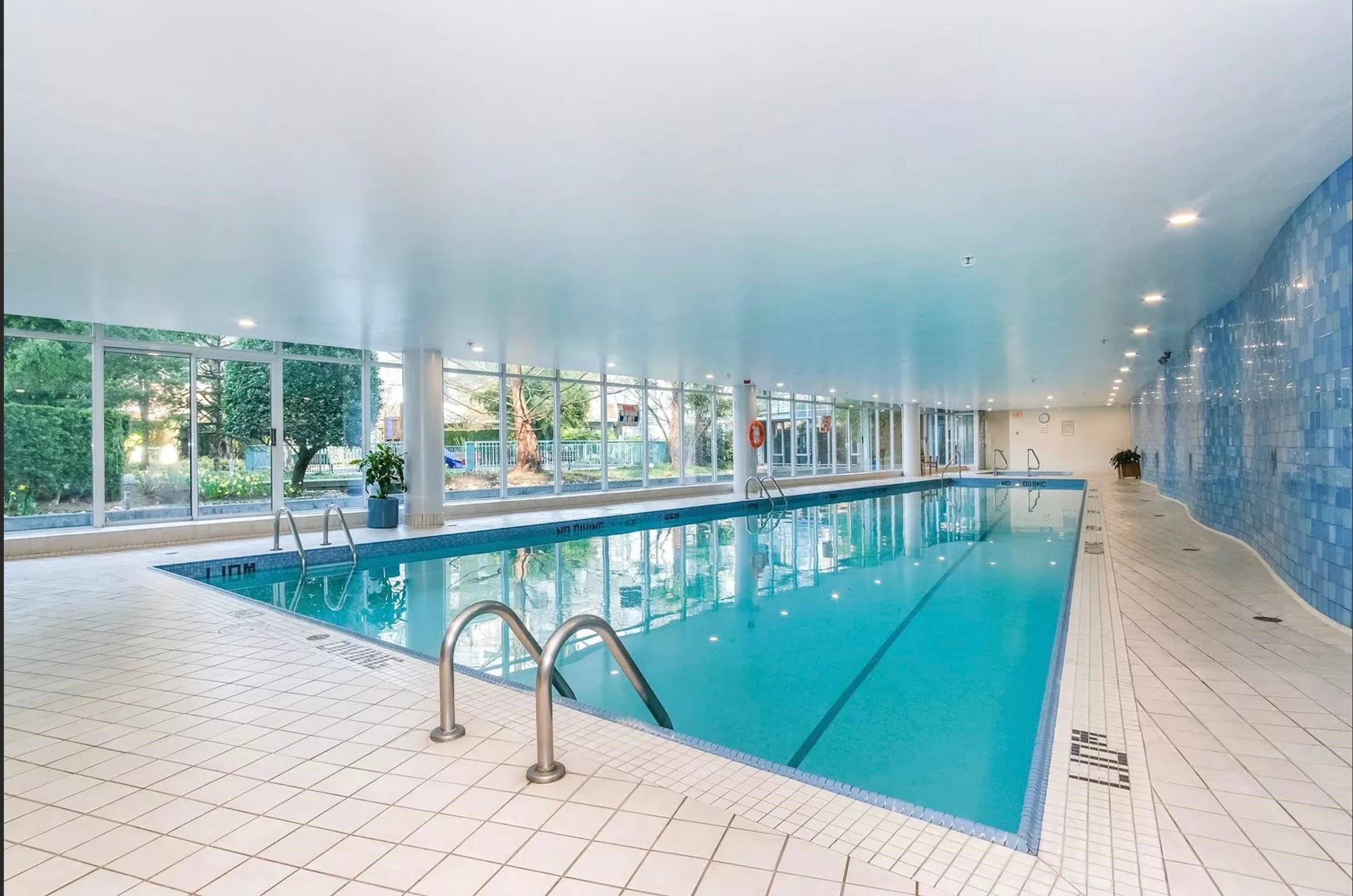 2P-1033 Marinaside Crescent, Vancouver, BC