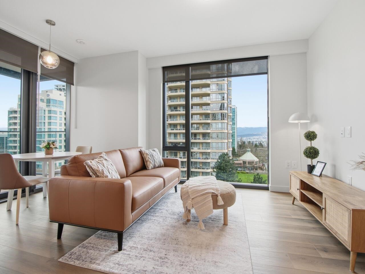 607-5987 Wilson Avenue, Burnaby, BC