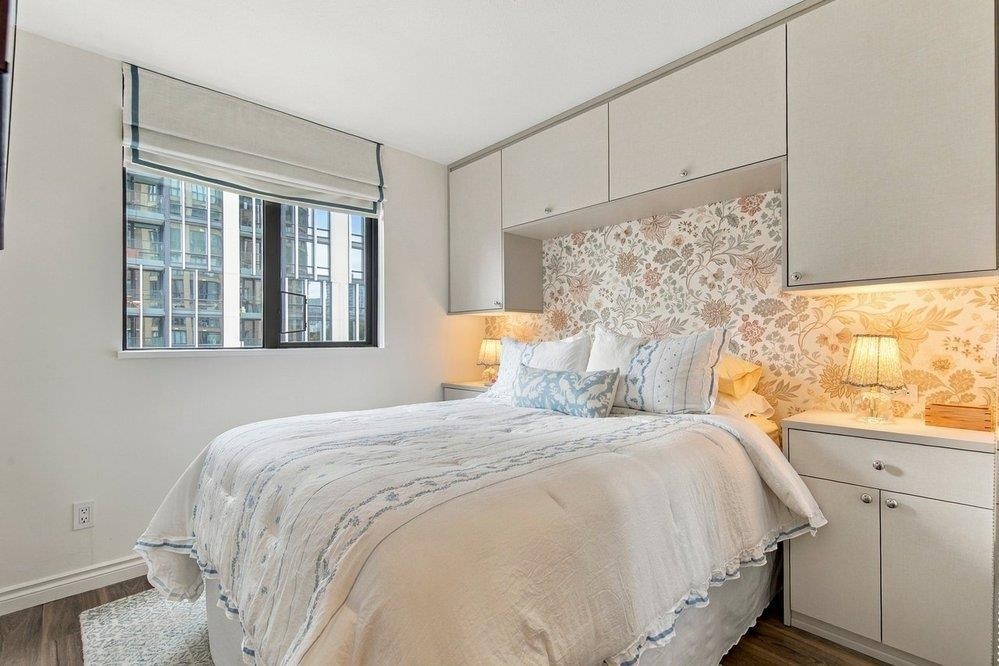 408-488 Helmcken Street, Vancouver, BC