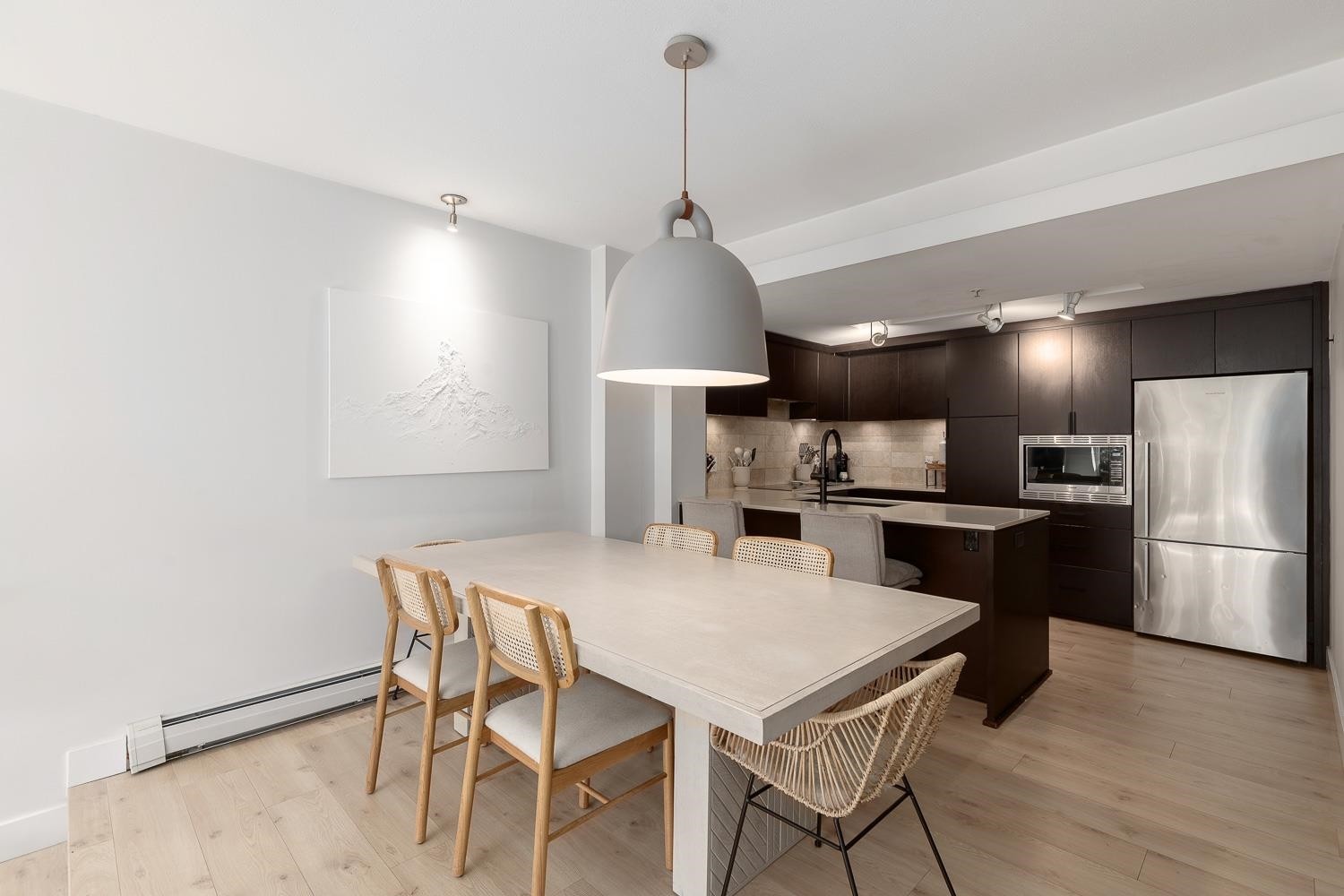 14-166 13Th Street W, North Vancouver, BC