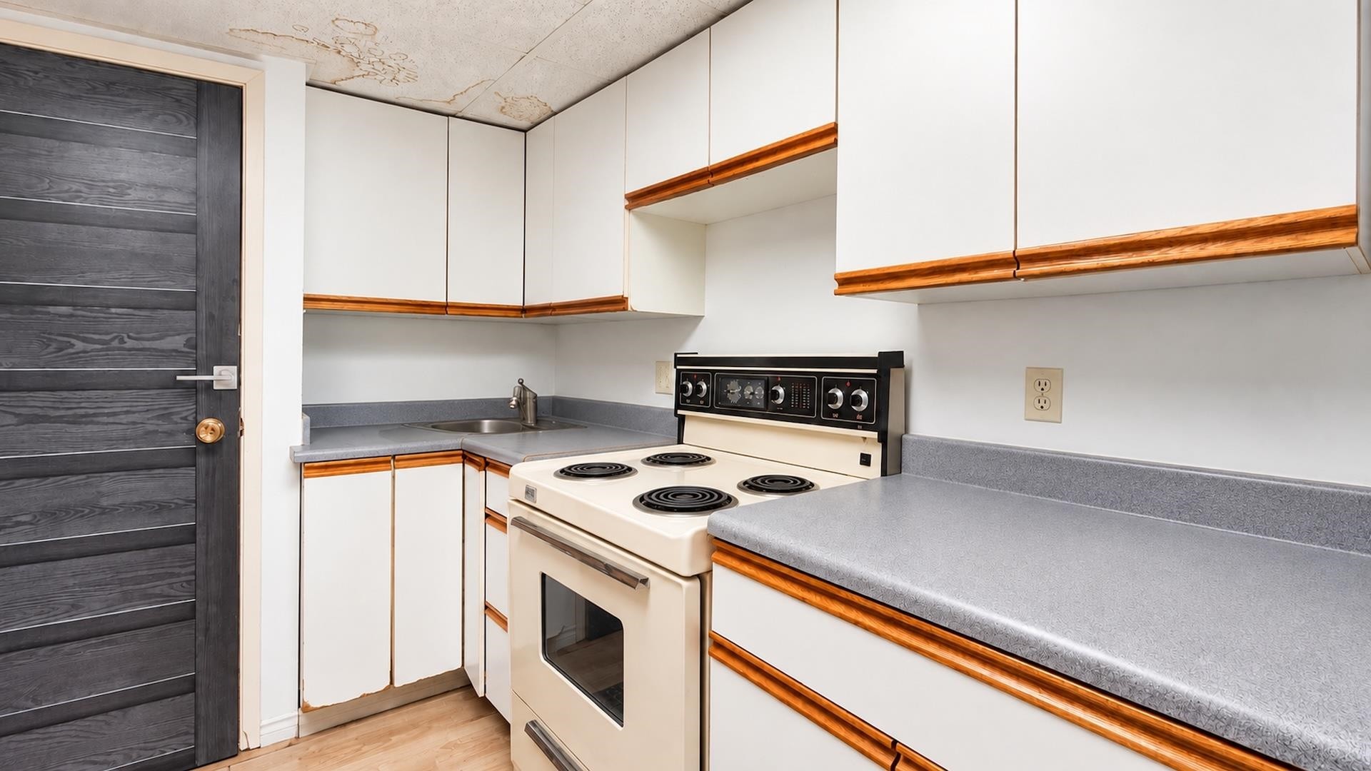 3841 23Rd Avenue W, Vancouver, BC