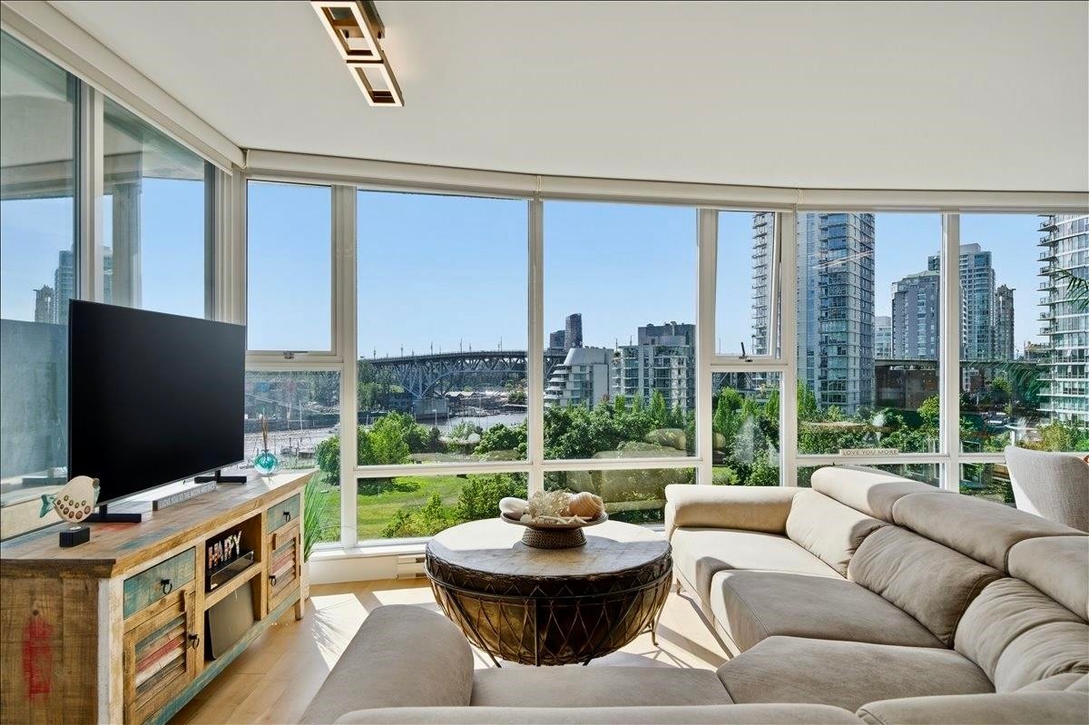803-455 Beach Crescent, Vancouver, BC