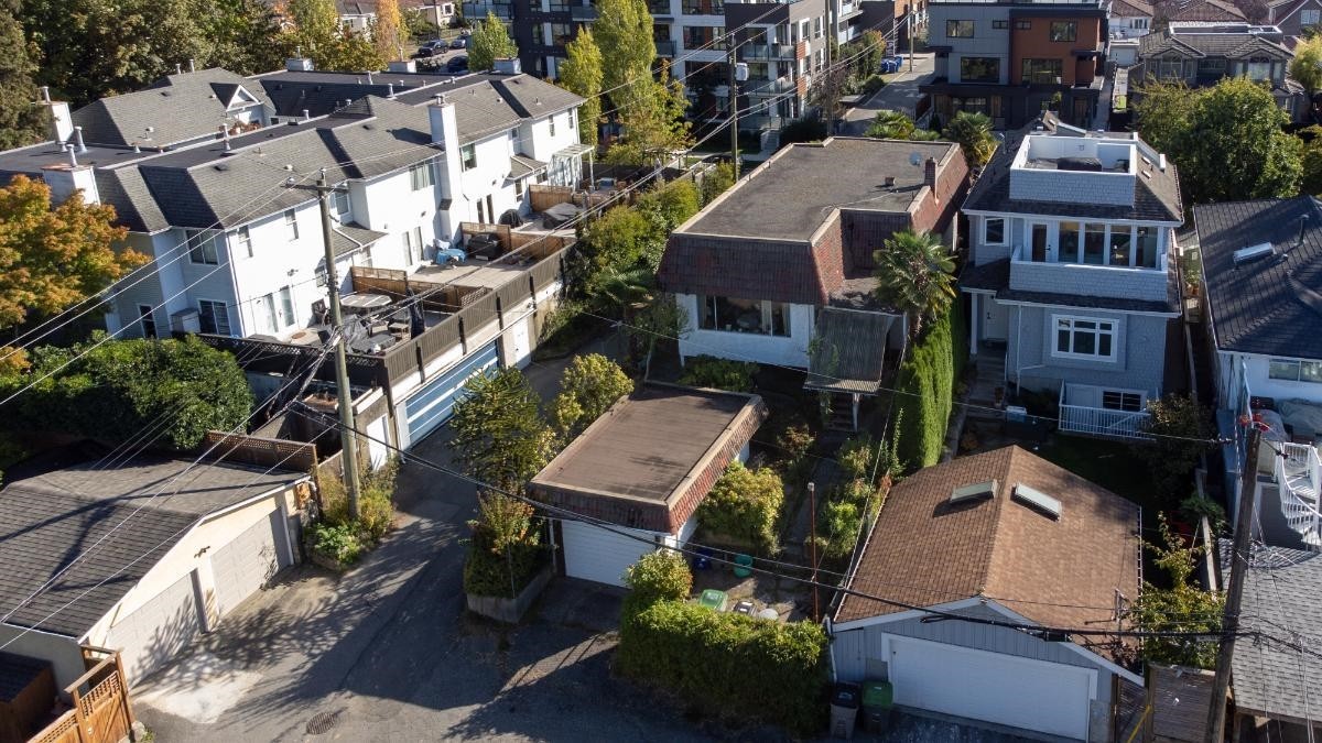 659 22Nd Avenue E, Vancouver, BC