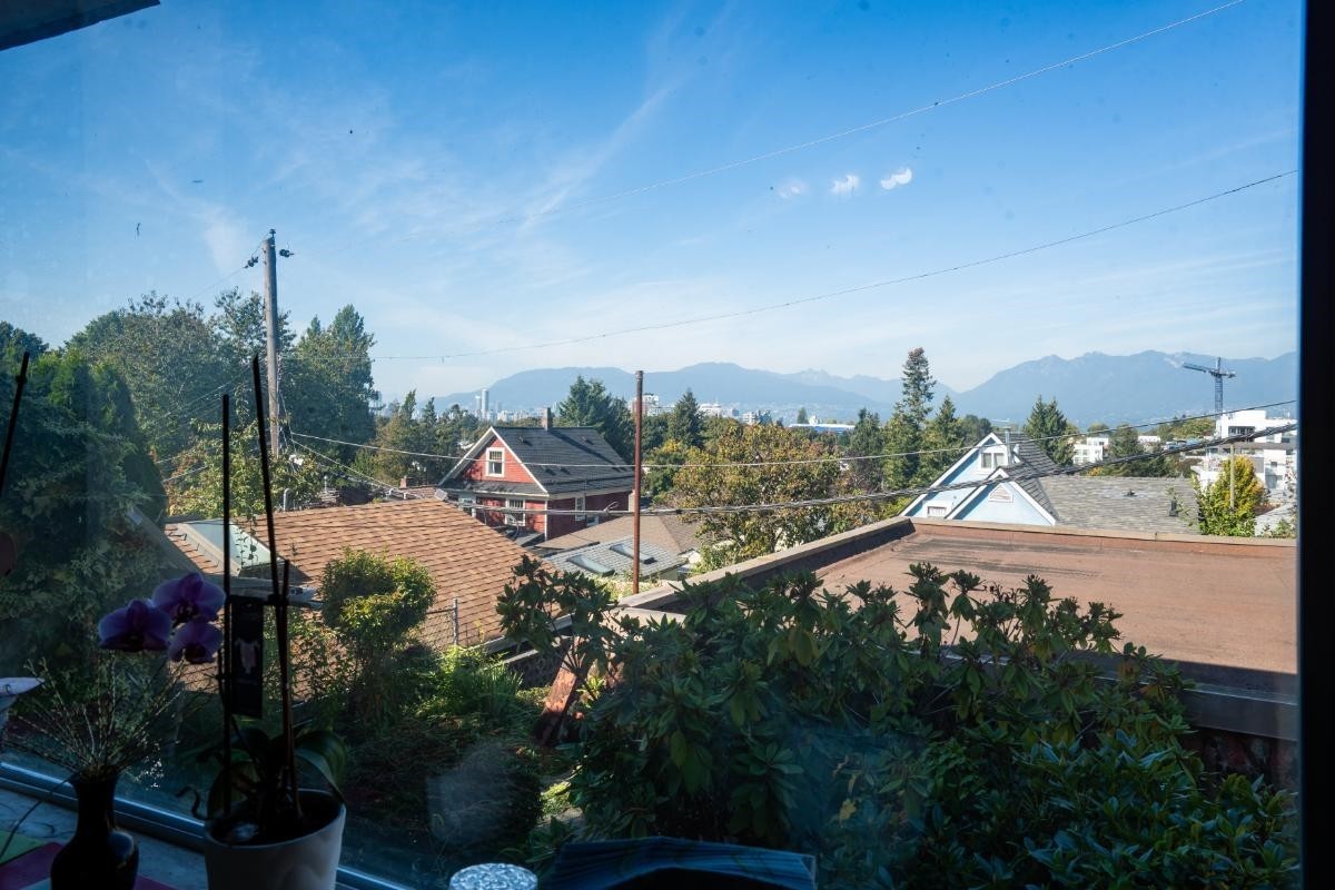659 22Nd Avenue E, Vancouver, BC