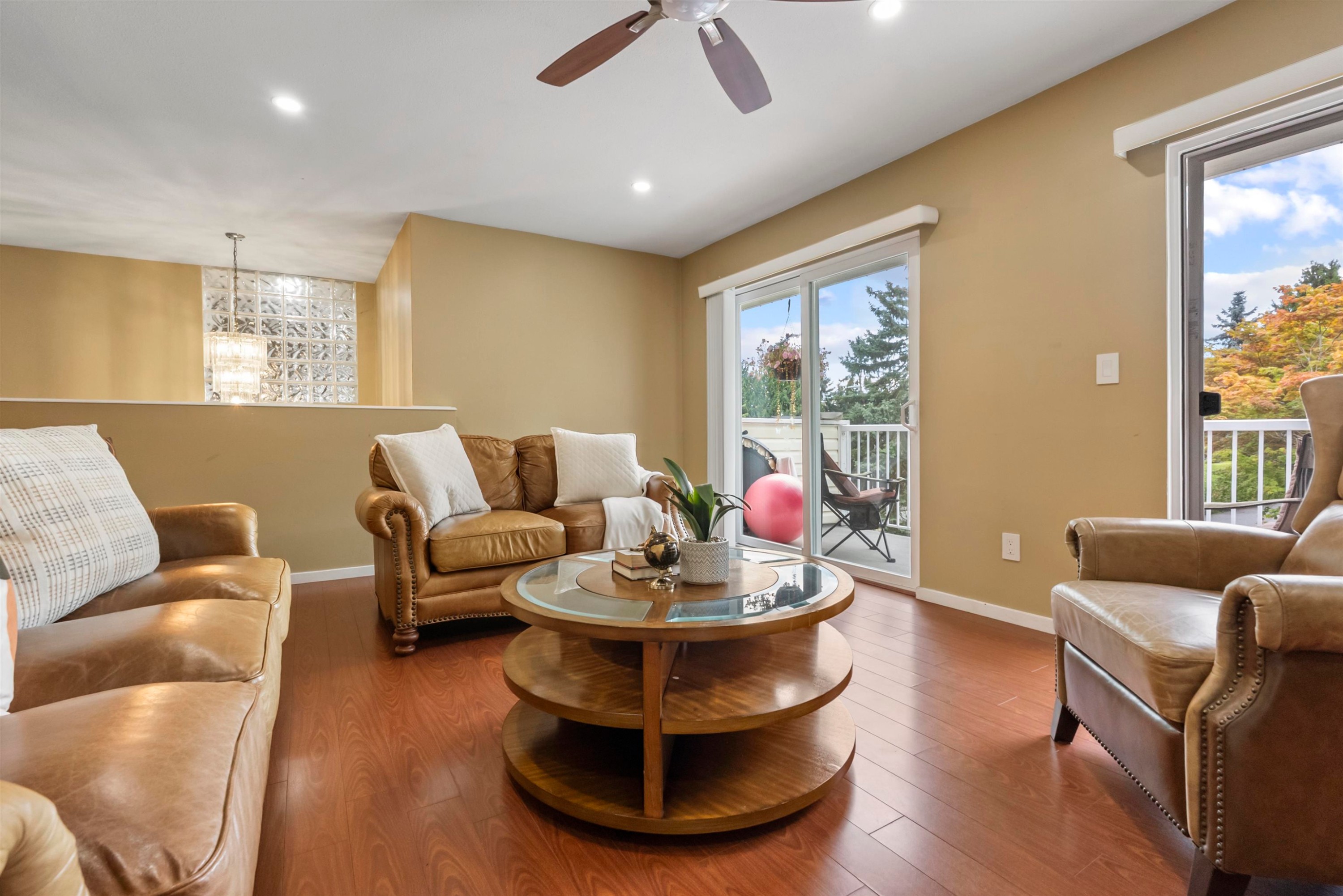 101-1180 Falcon Drive, Coquitlam, BC