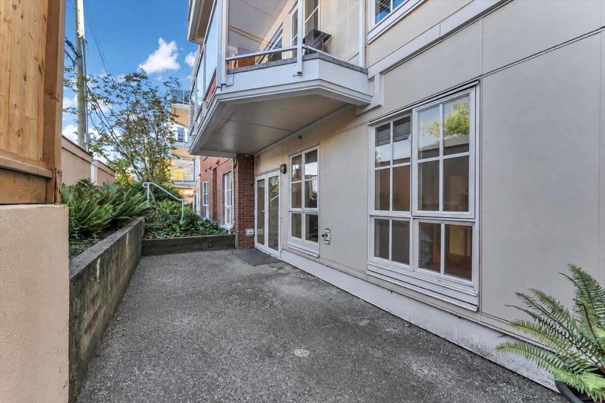 104-3621 26Th Avenue W, Vancouver, BC