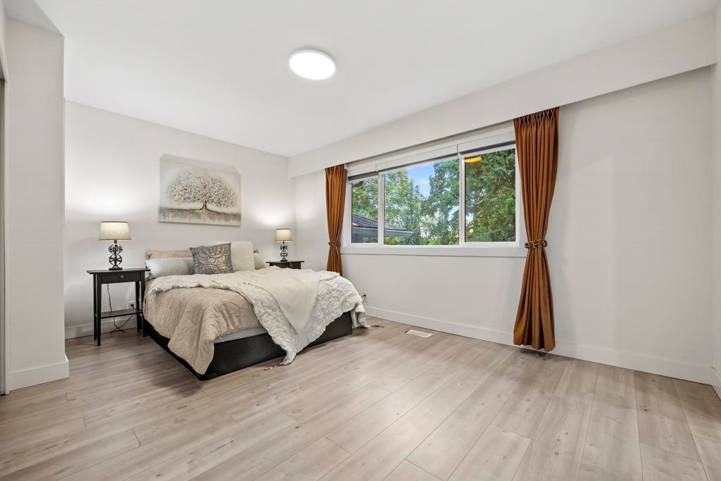4936 Barker Crescent, Burnaby, BC