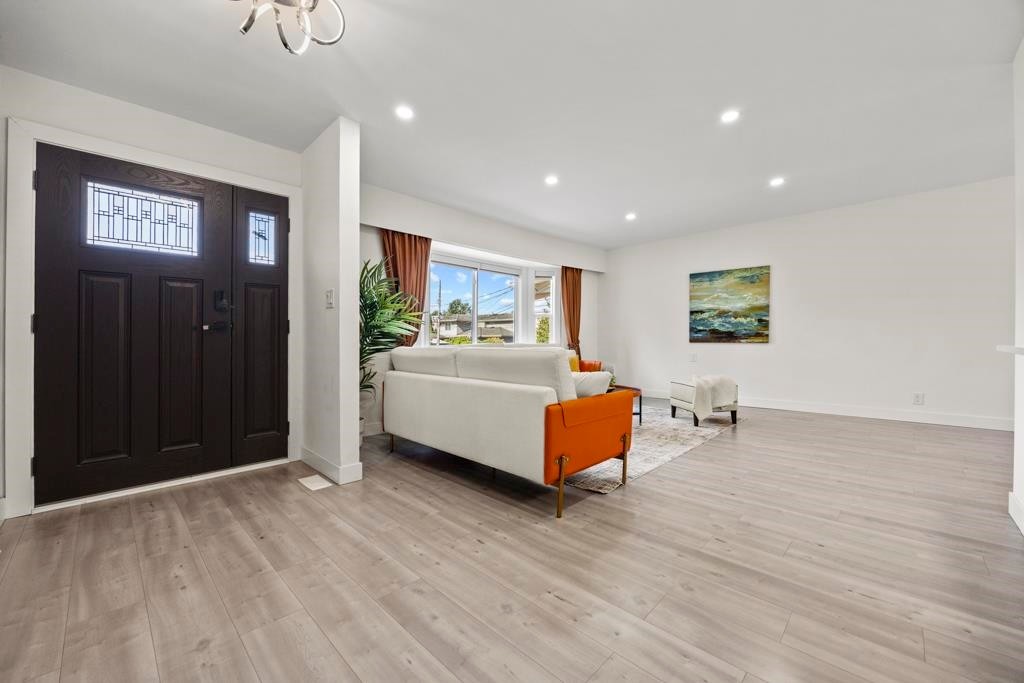 4936 Barker Crescent, Burnaby, BC