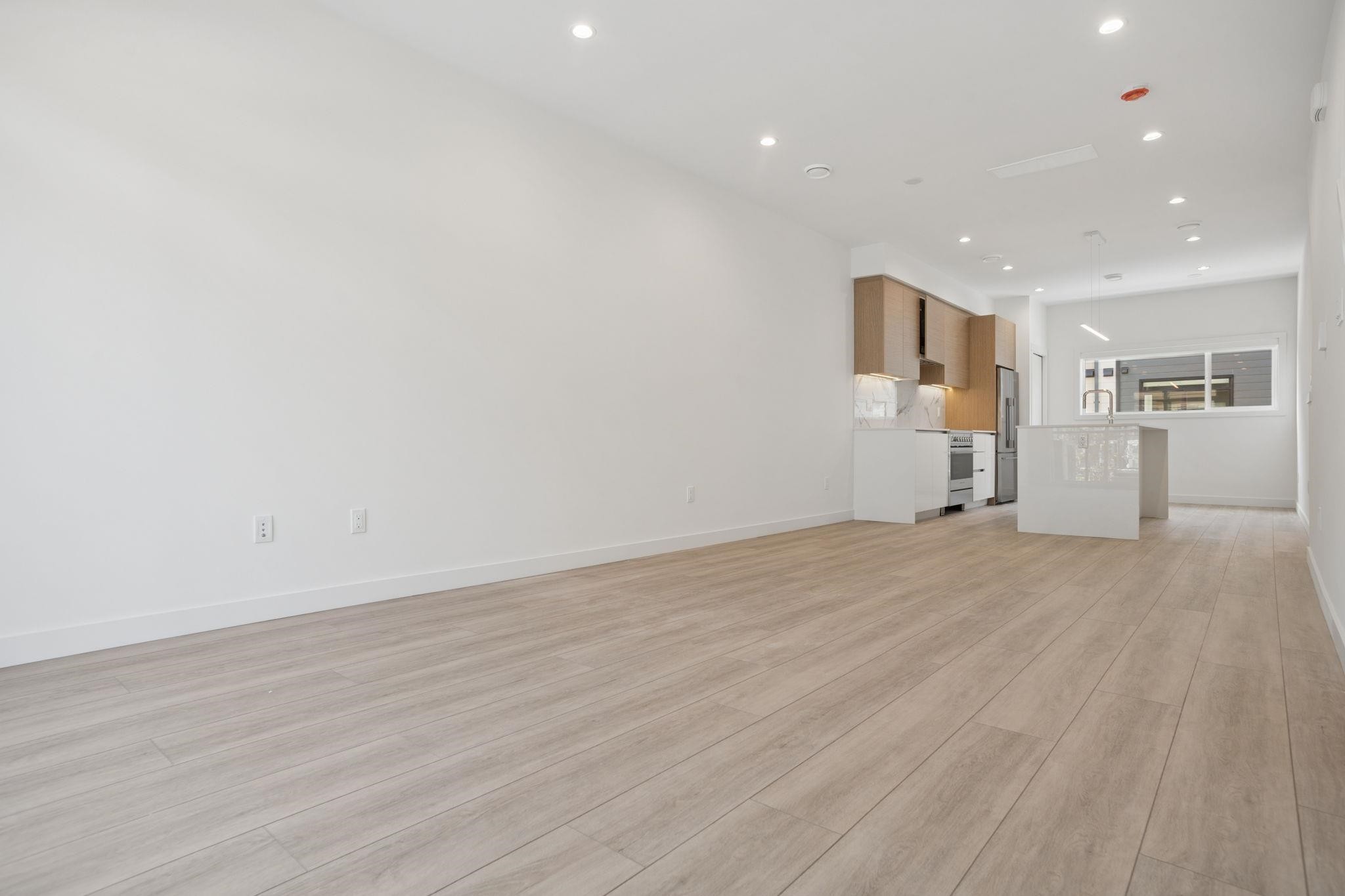 23-4337 Boundary Road, Richmond, BC