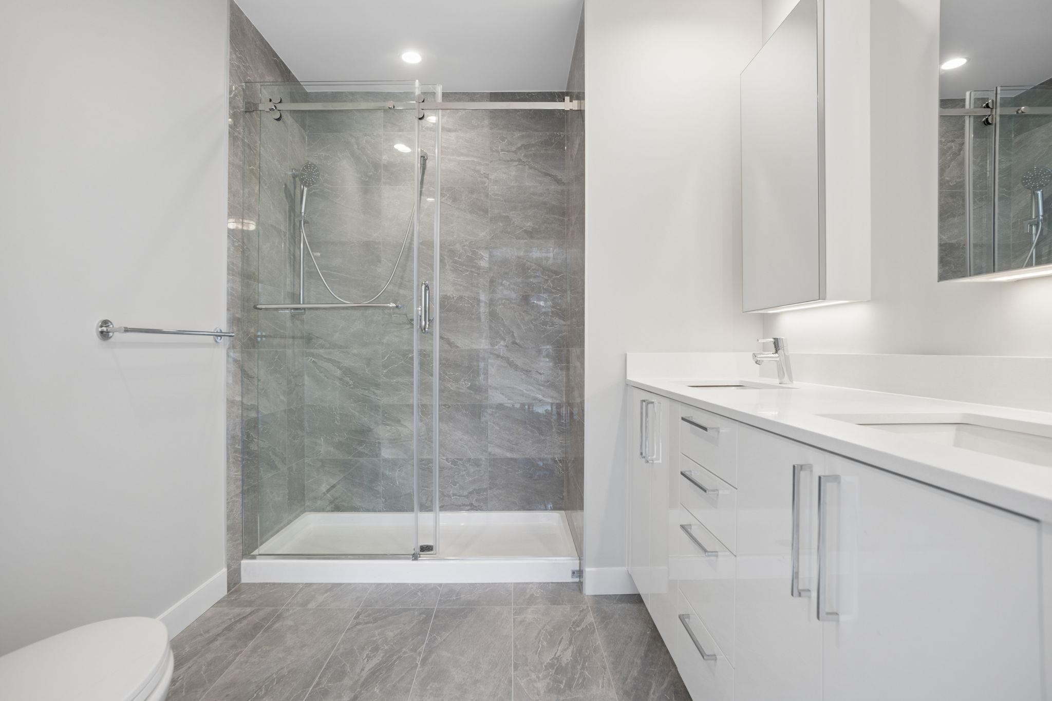 35-4337 Boundary Road, Richmond, BC