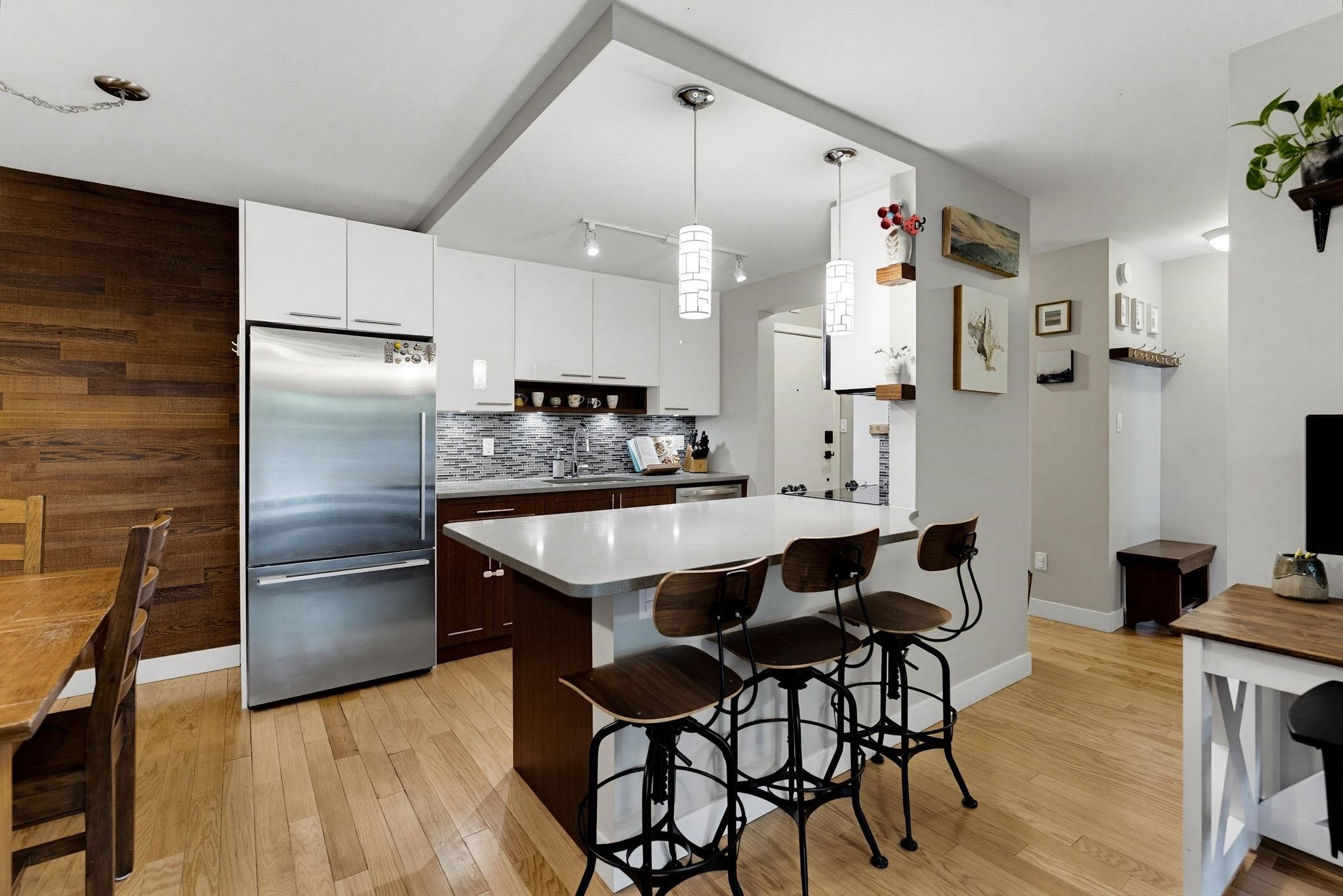 204-7377 Salisbury Avenue, Burnaby, BC