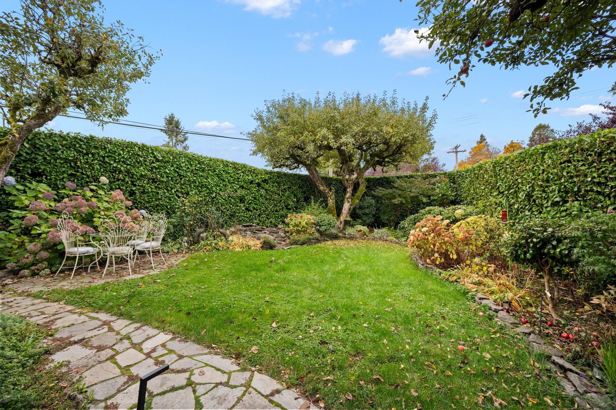3850 Point Grey Road, Vancouver, BC