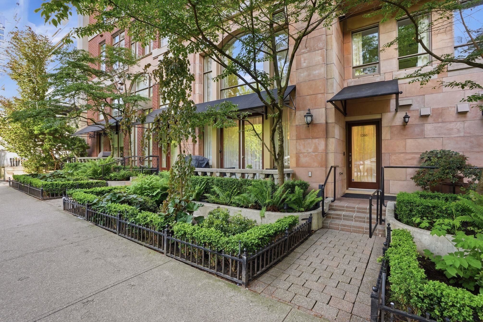 1260 Richards Street, Vancouver, BC