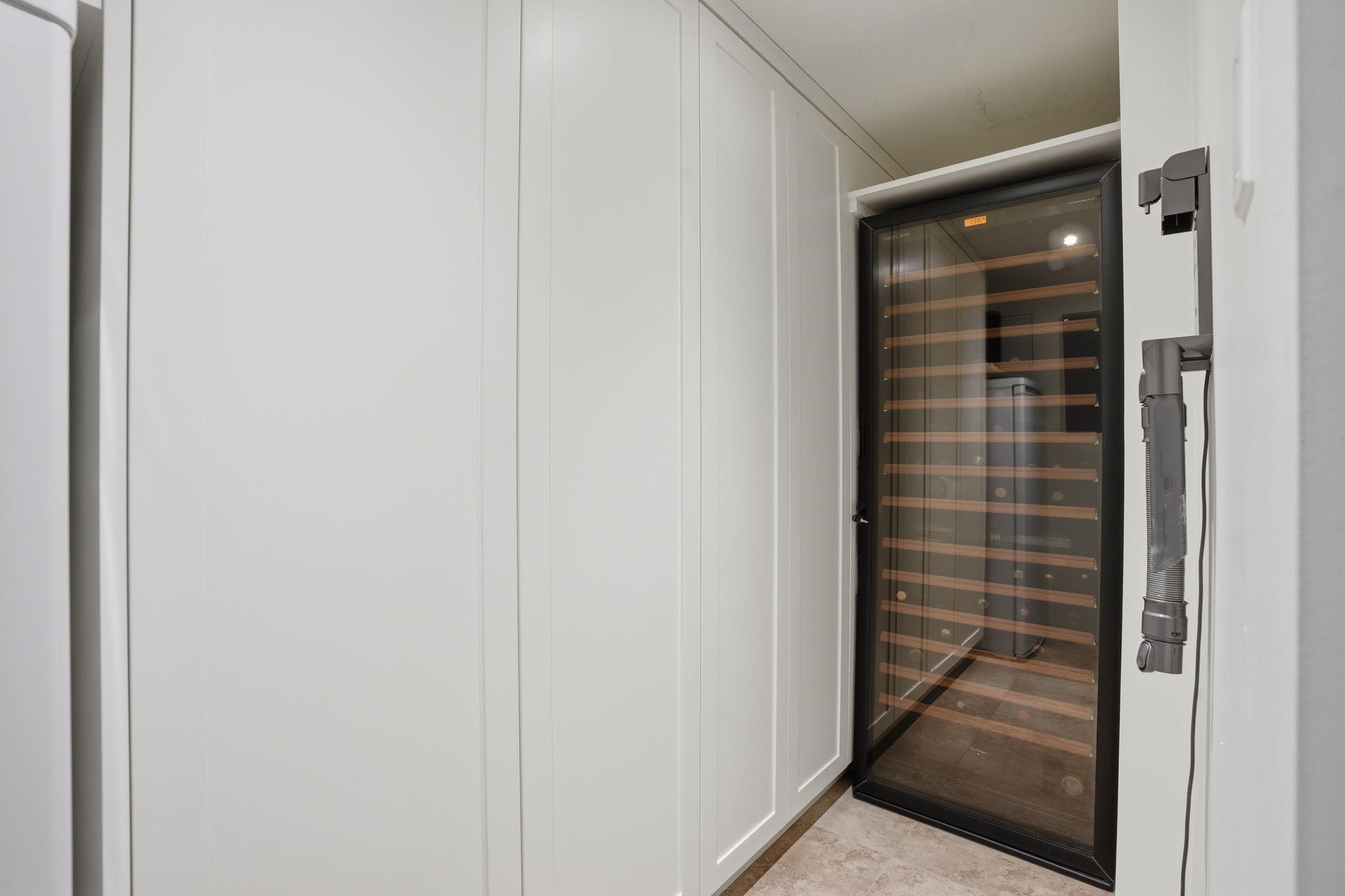 1260 Richards Street, Vancouver, BC