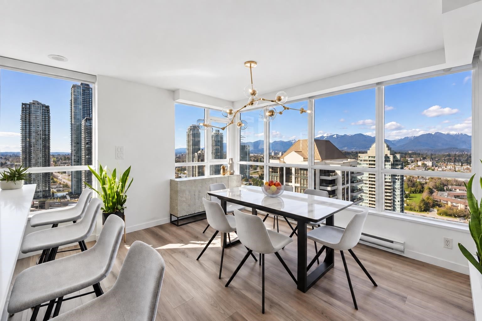 3203-2138 Madison Avenue, Burnaby, BC