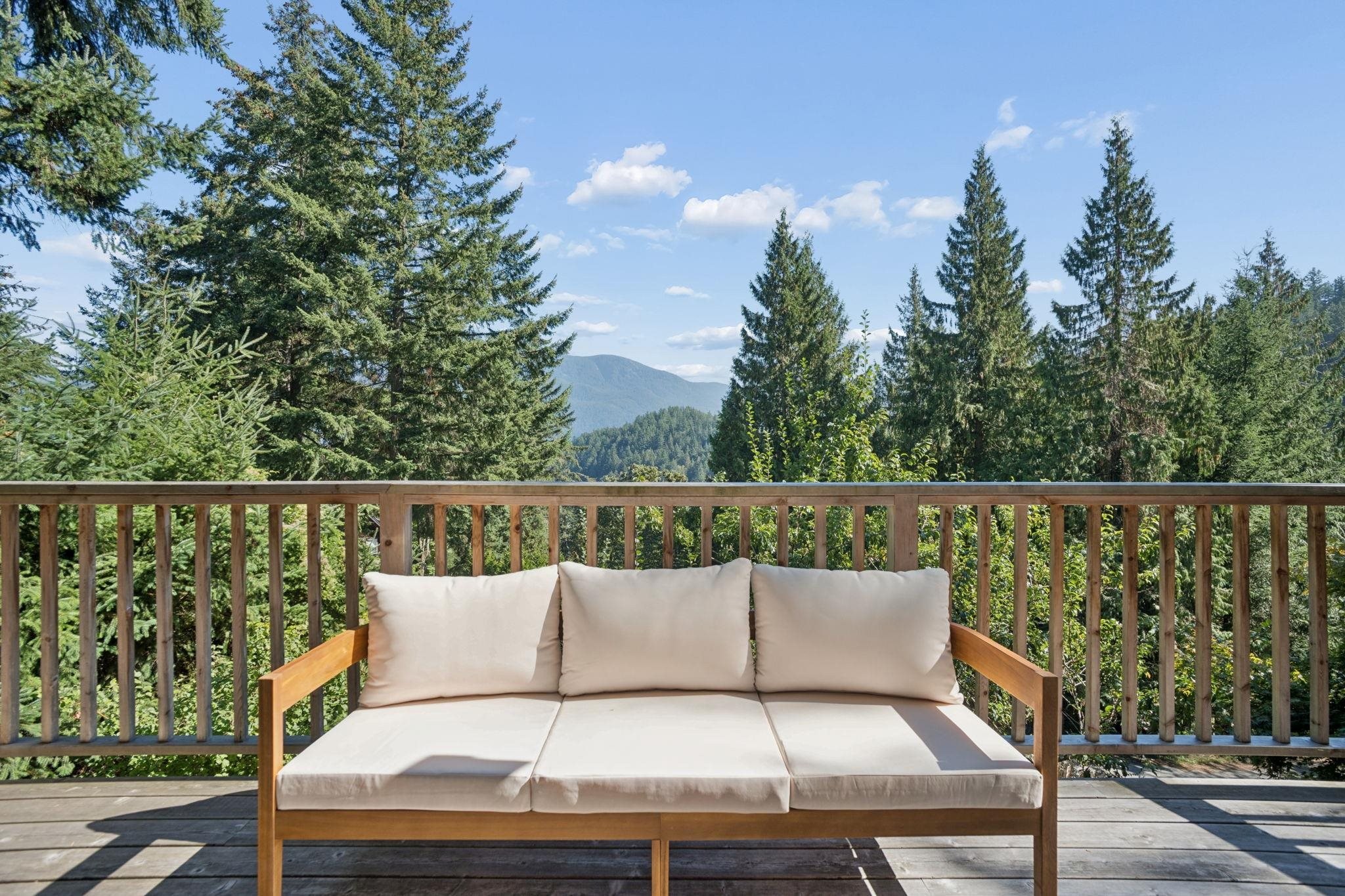 965 Village Drive, Bowen Island, BC