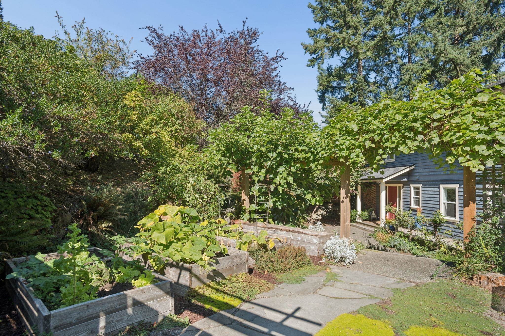 965 Village Drive, Bowen Island, BC
