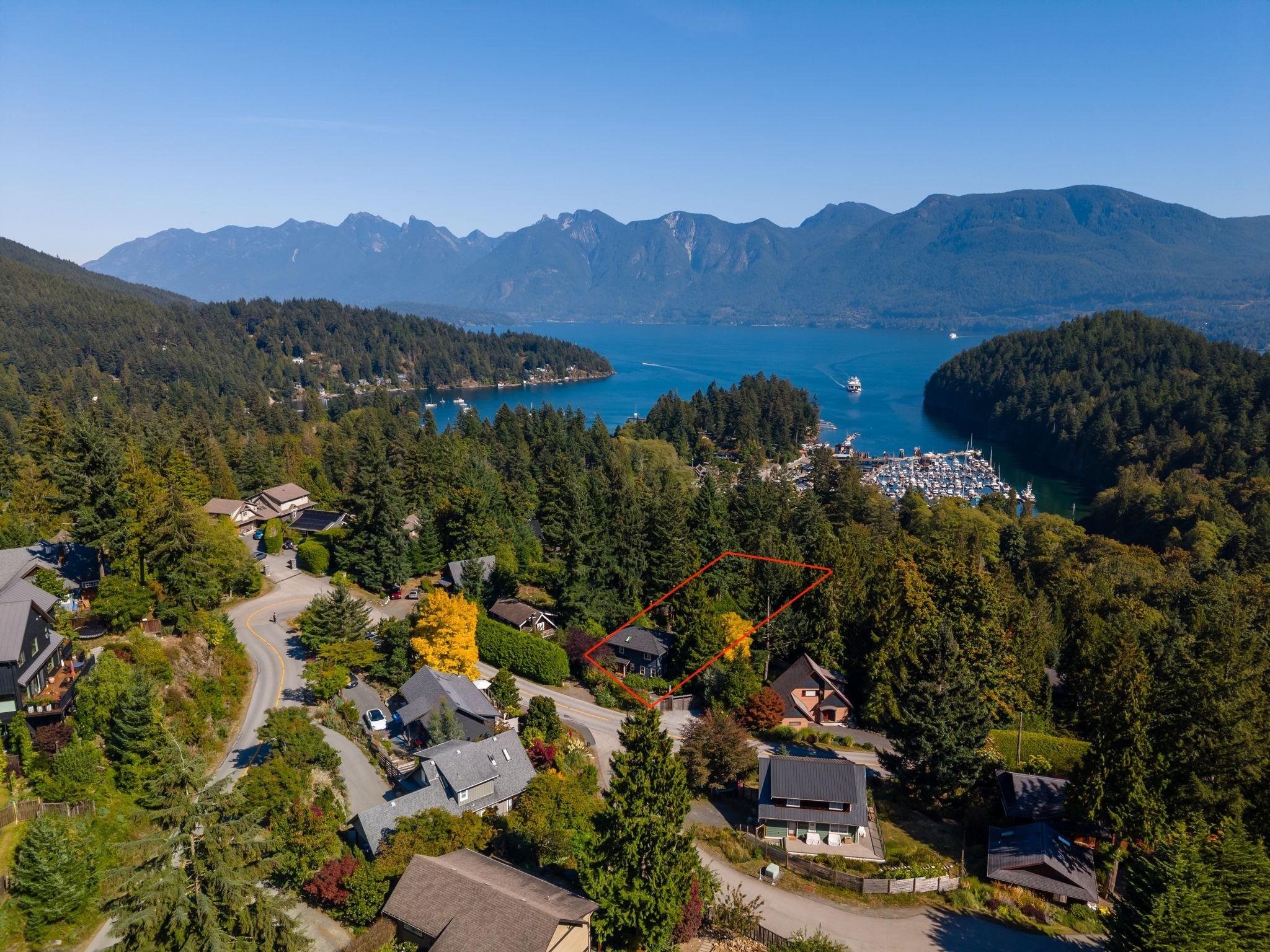 965 Village Drive, Bowen Island, BC