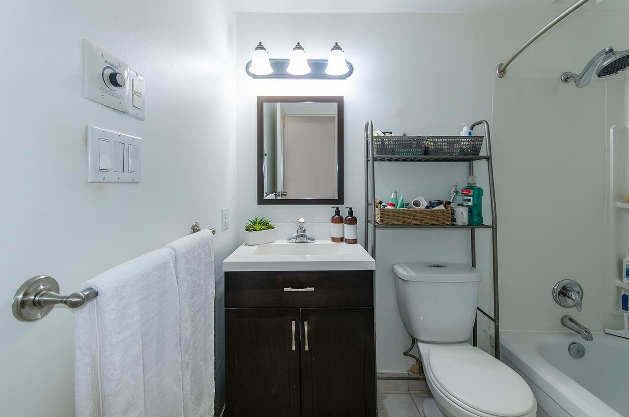 107-360 2Nd Street E, North Vancouver, BC