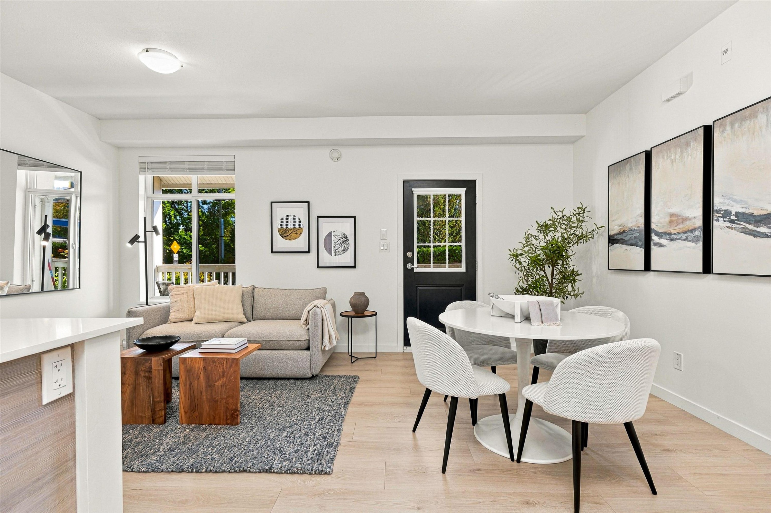 32-6965 Hastings Street, Burnaby, BC