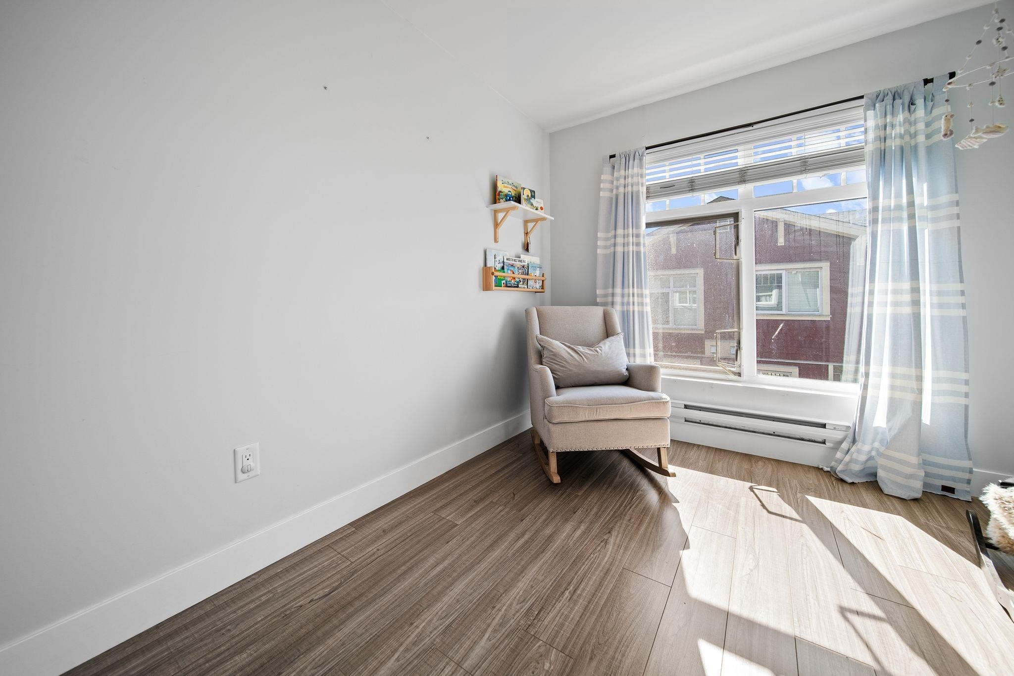 109-801 Roderick Avenue, Coquitlam, BC