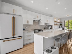 186-3105 Dayanee Springs Boulevard  Coquitlam, BC V3E 0C2