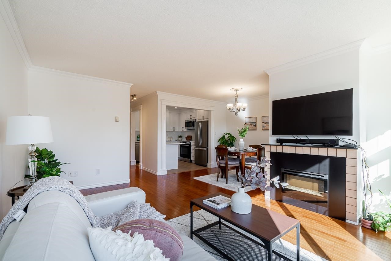 34-900 17Th Street, North Vancouver, BC