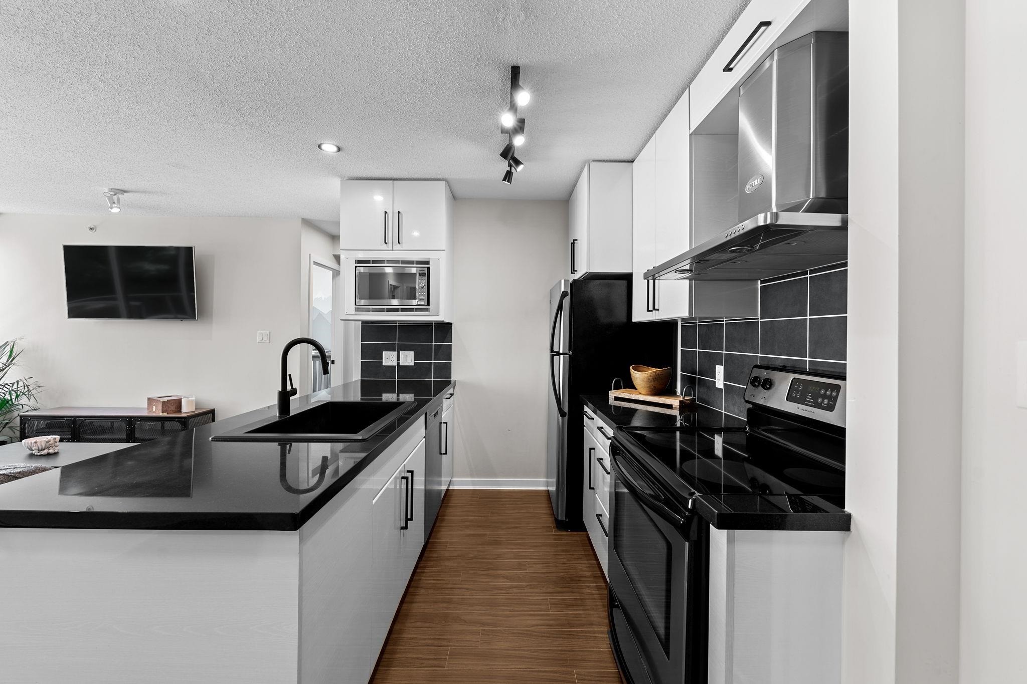 306-633 Abbott Street, Vancouver, BC