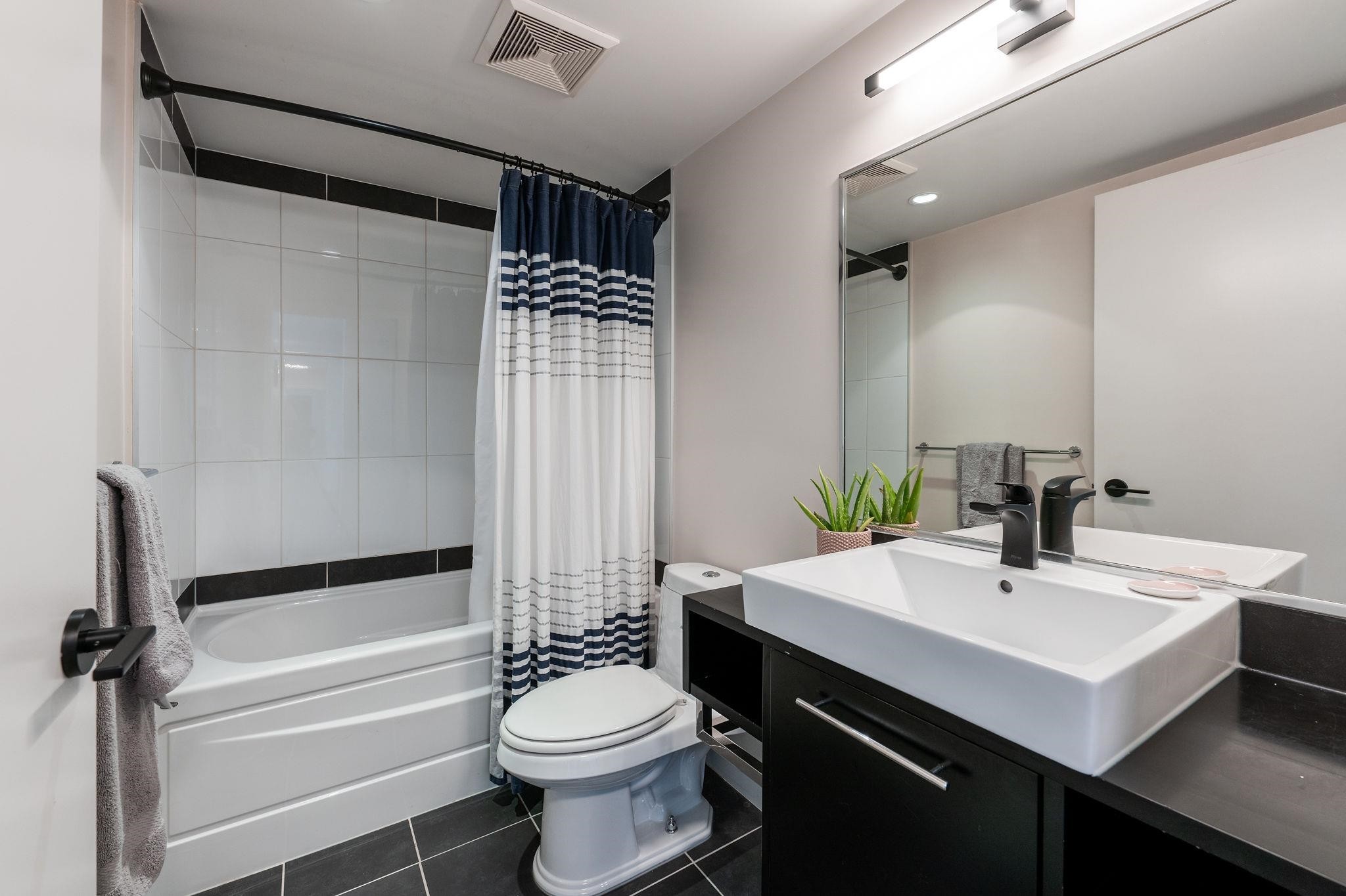 306-633 Abbott Street, Vancouver, BC