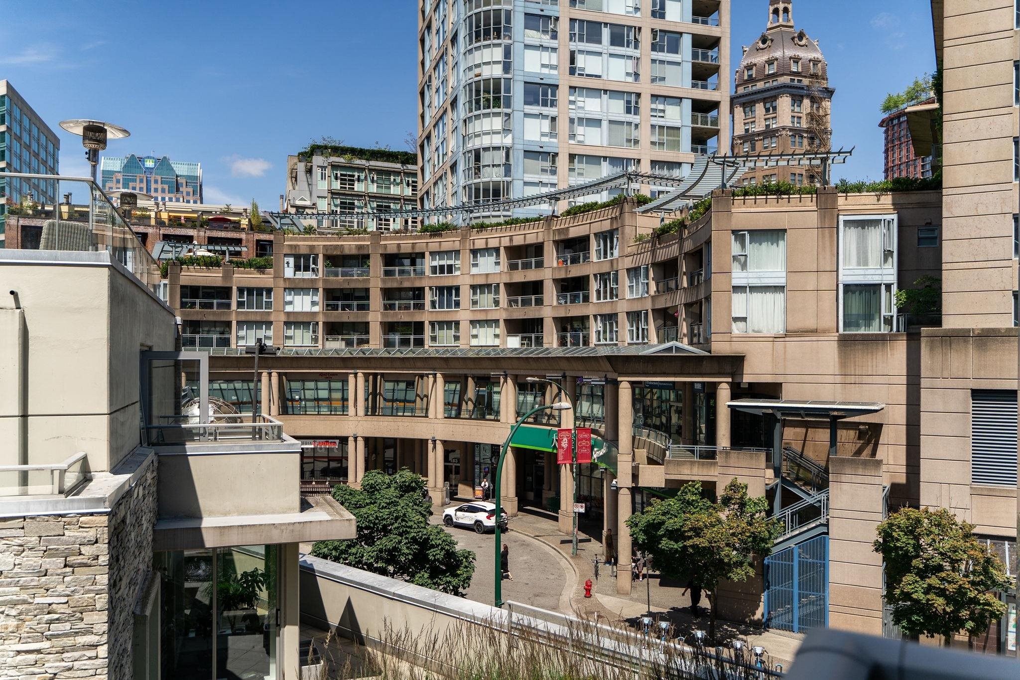 306-633 Abbott Street, Vancouver, BC