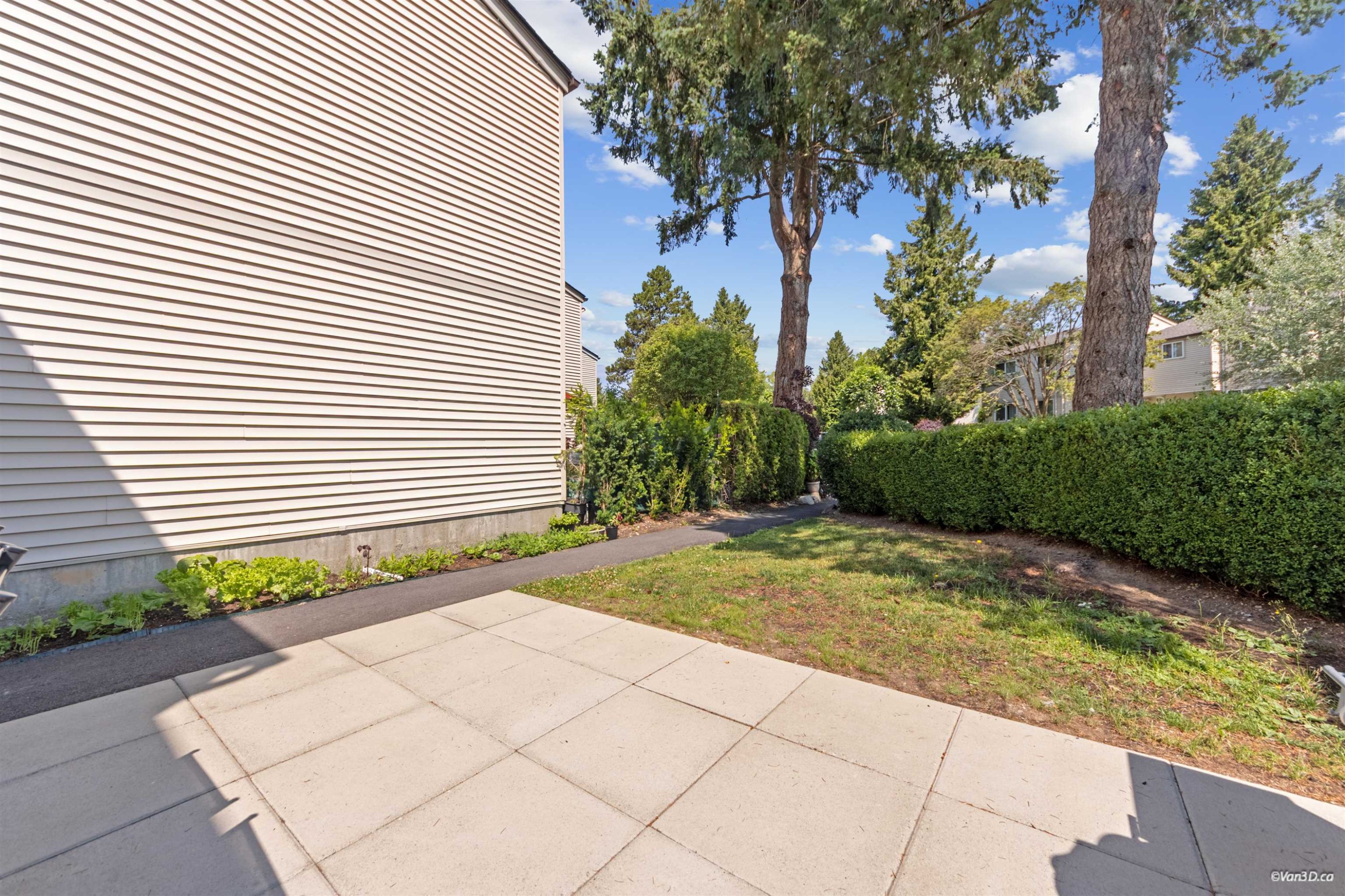 66-3433 49Th Avenue E, Vancouver, BC