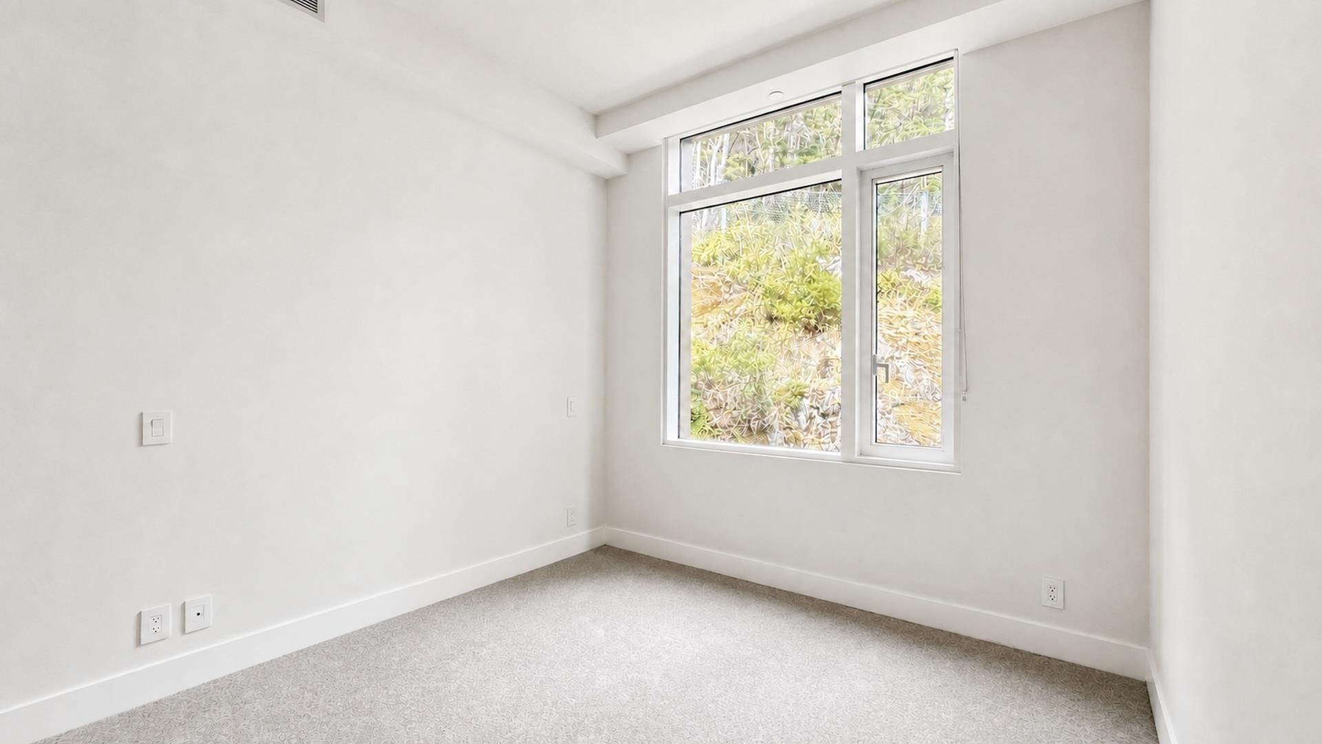 501-6687 Nelson Avenue, West Vancouver, BC