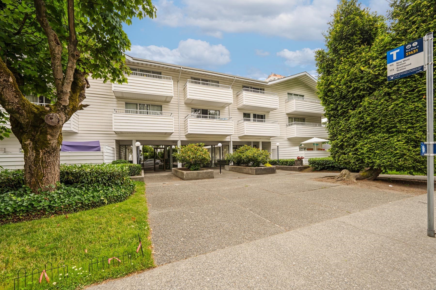 313-707 Eighth Street, New Westminster, BC