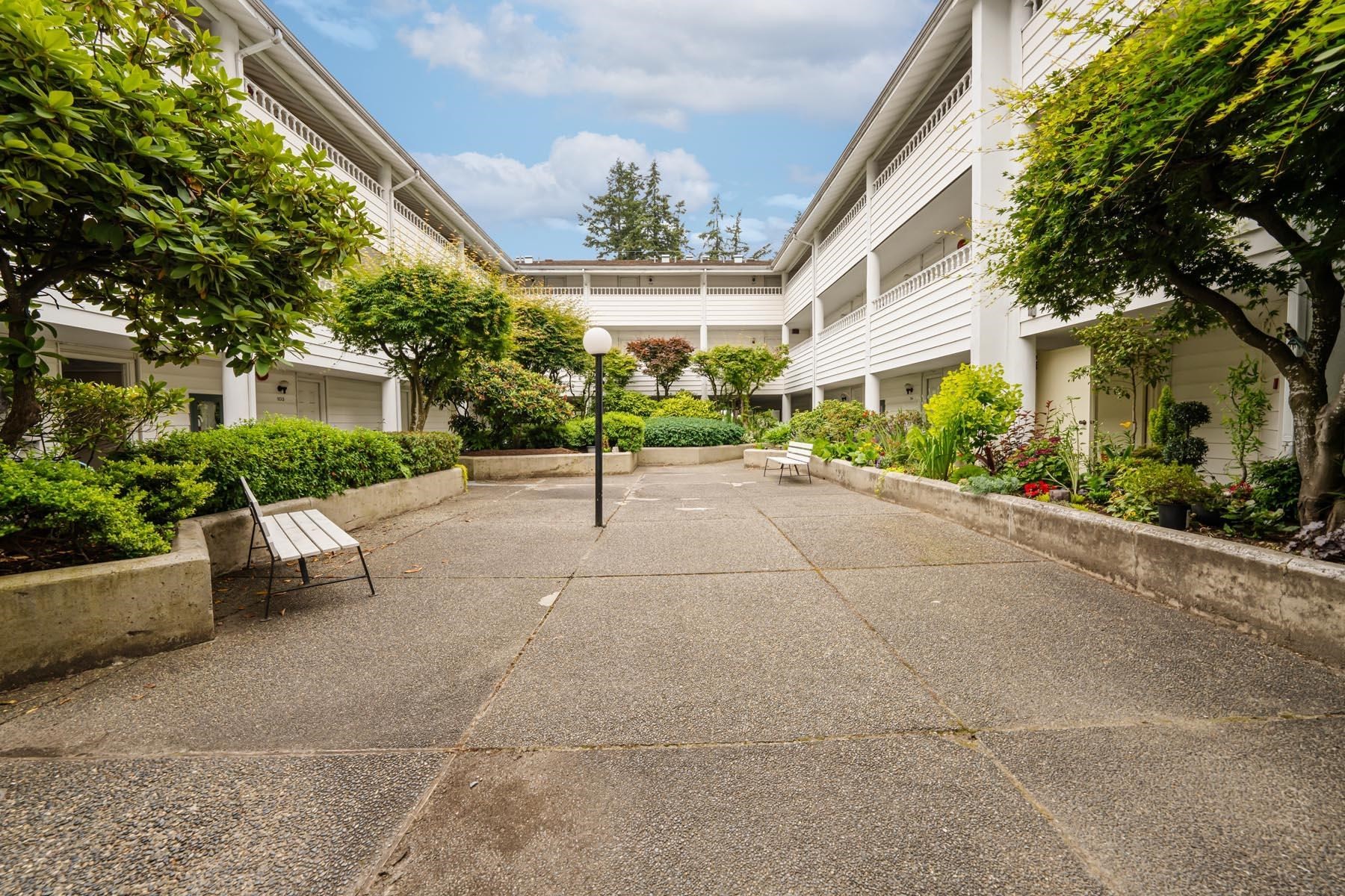 313-707 Eighth Street, New Westminster, BC